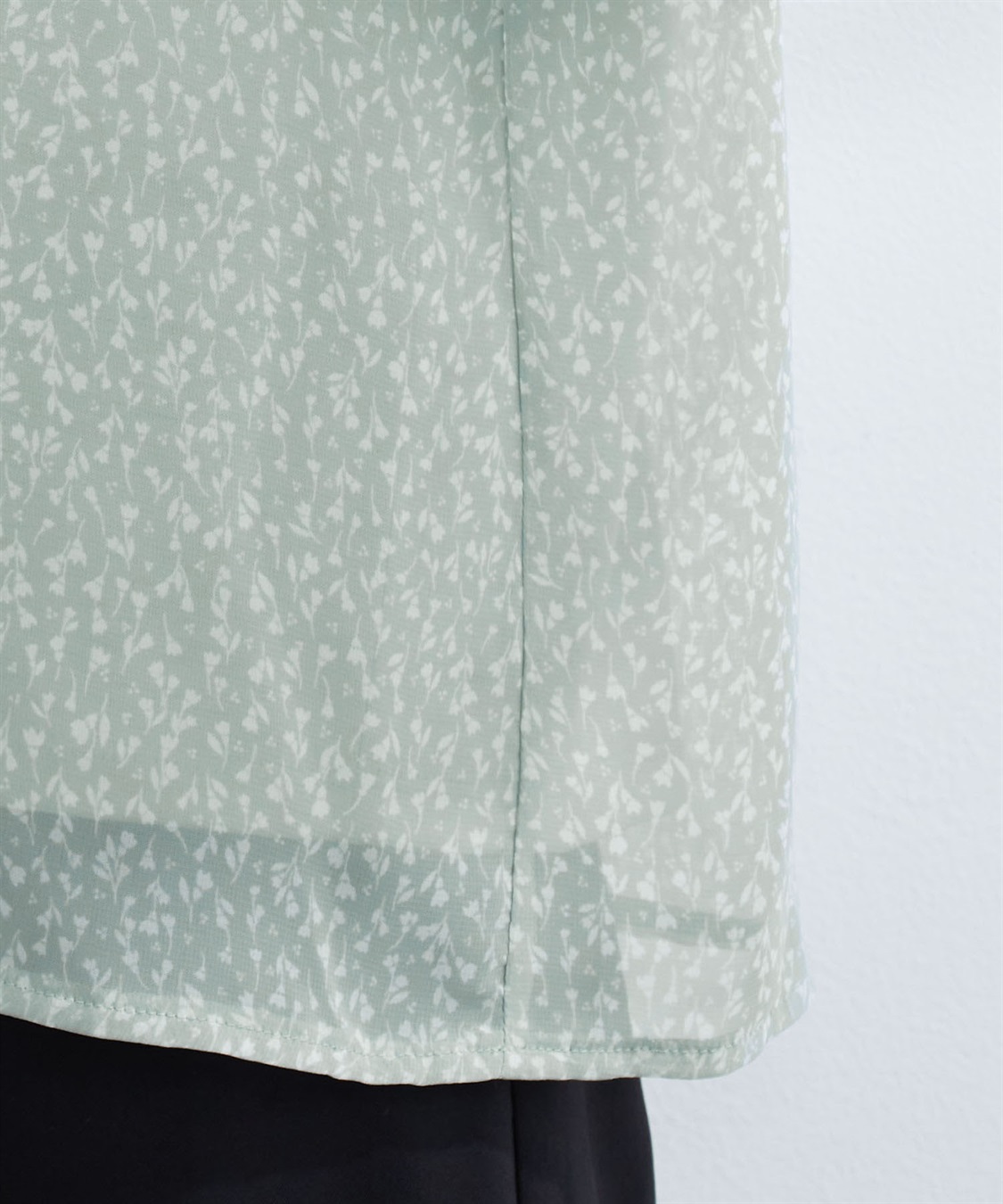 A/C DESIGN BY ALPHA CUBIC 小花柄シャーリングTブラウス_sub_7