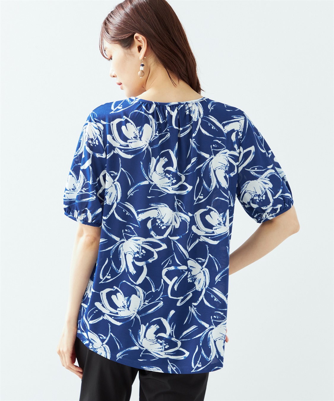 A/C DESIGN BY ALPHA CUBIC 【接触冷感】フラワープリントプルオーバー_sub_2