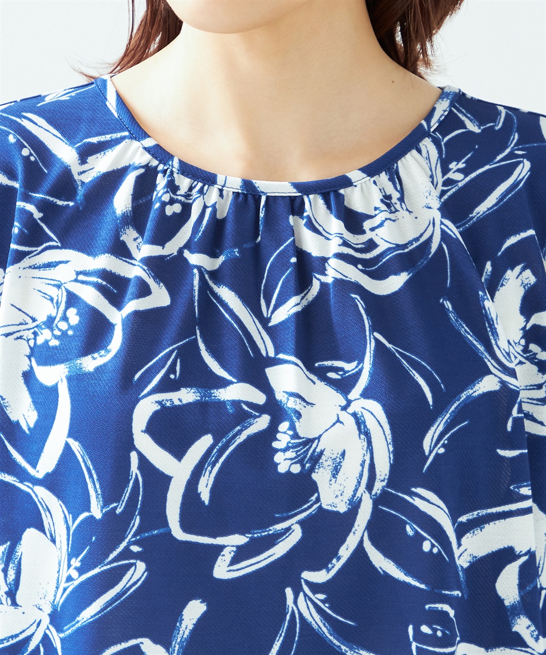 A/C DESIGN BY ALPHA CUBIC 【接触冷感】フラワープリントプルオーバー_sub_3