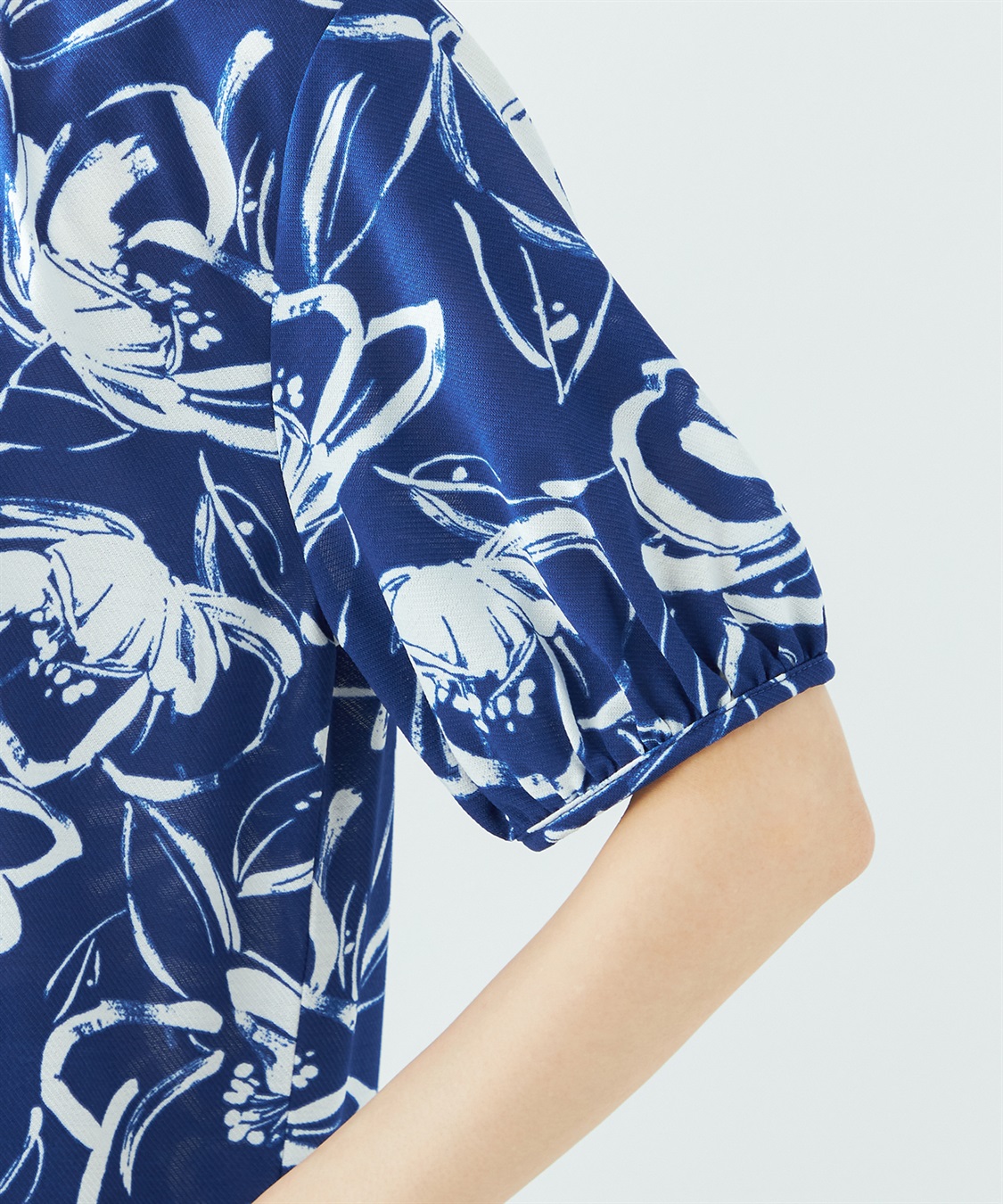 A/C DESIGN BY ALPHA CUBIC 【接触冷感】フラワープリントプルオーバー_sub_4