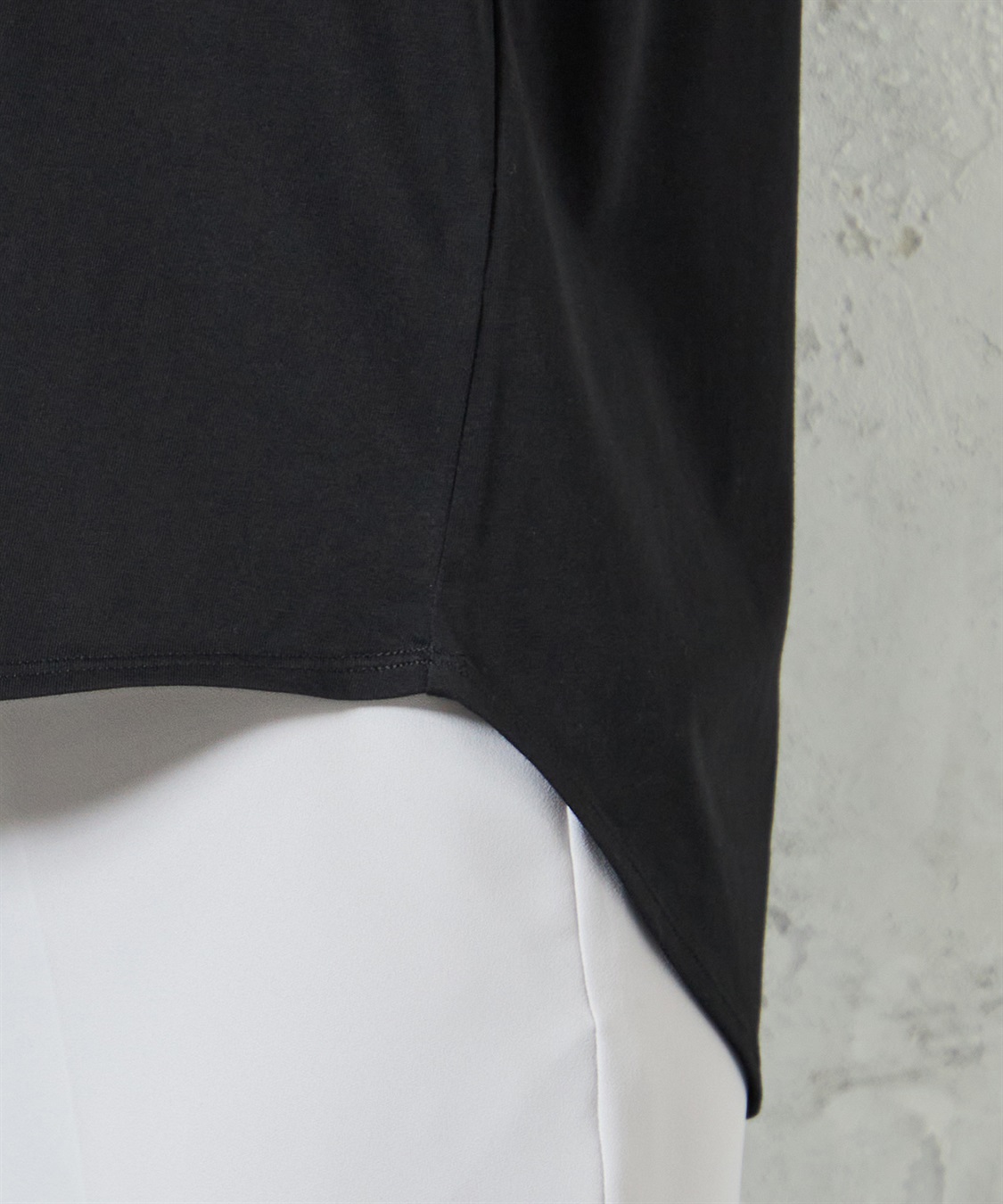 A/C DESIGN BY ALPHA CUBIC 【UVカット】ロゴプリントラウンドヘムTシャツ_sub_14