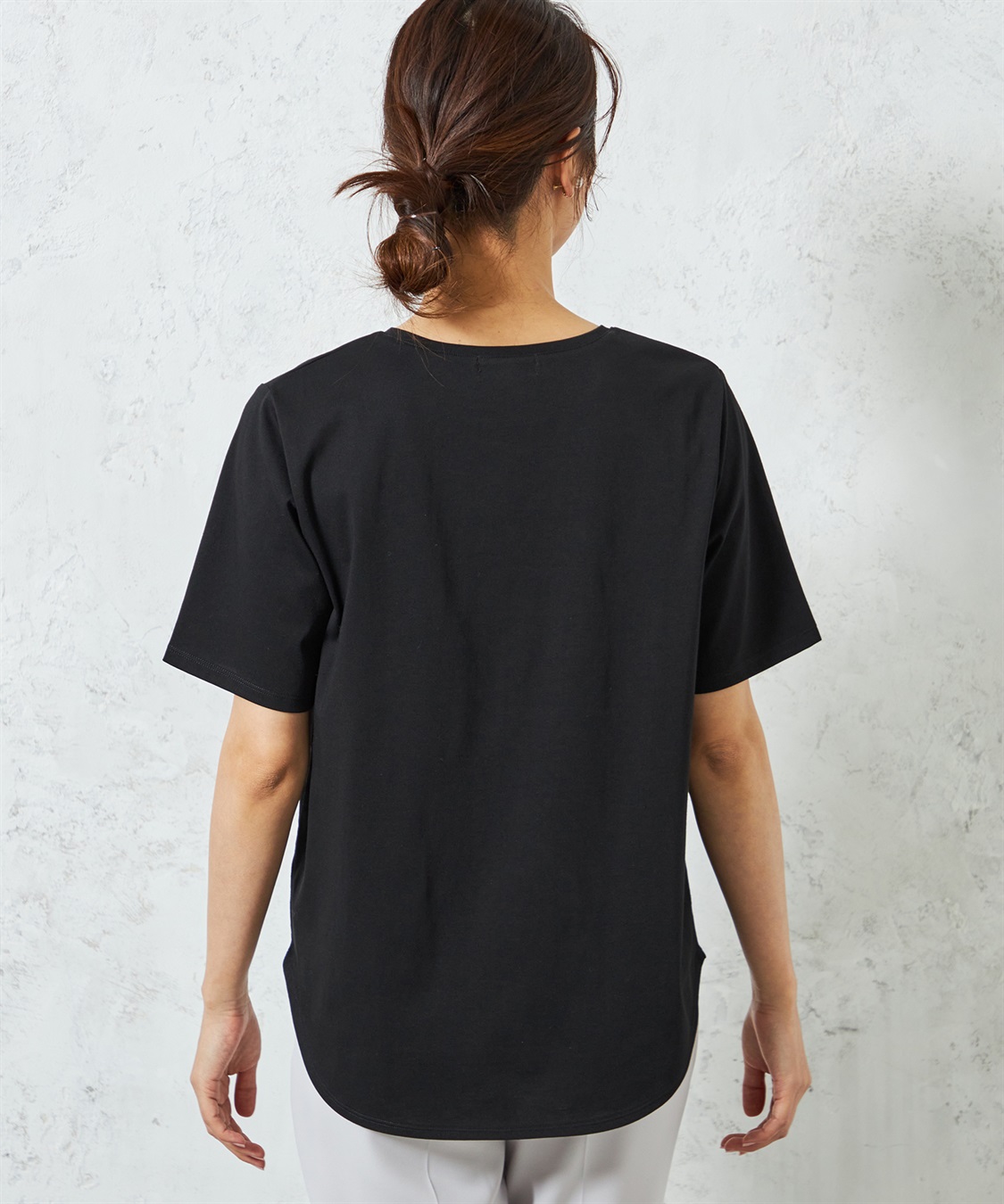 A/C DESIGN BY ALPHA CUBIC 【UVカット】ロゴプリントラウンドヘムTシャツ_sub_16