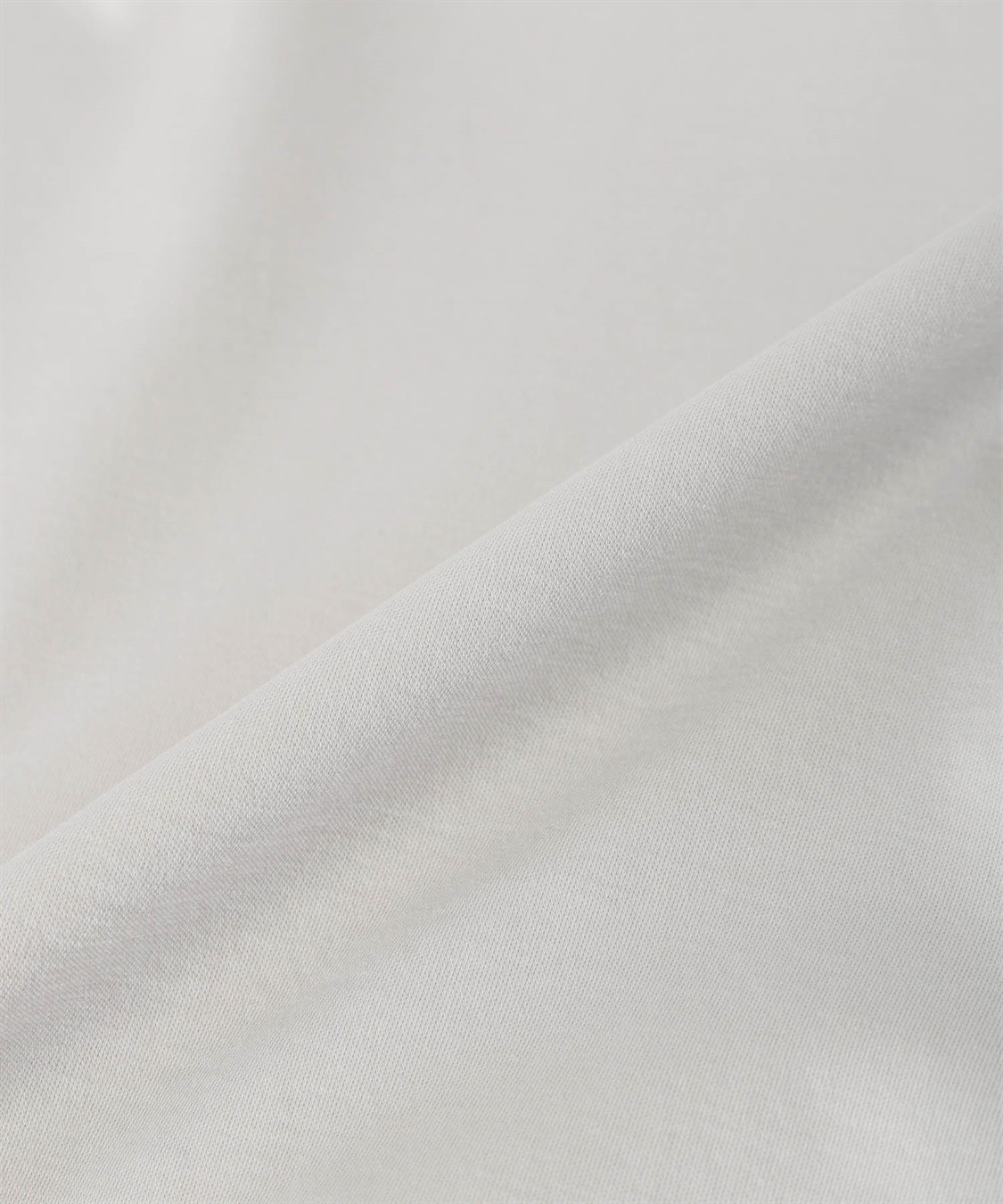 A/C DESIGN BY ALPHA CUBIC フレンチVネックTシャツ【すごツヤ・UVカット・接触冷感】_sub_20