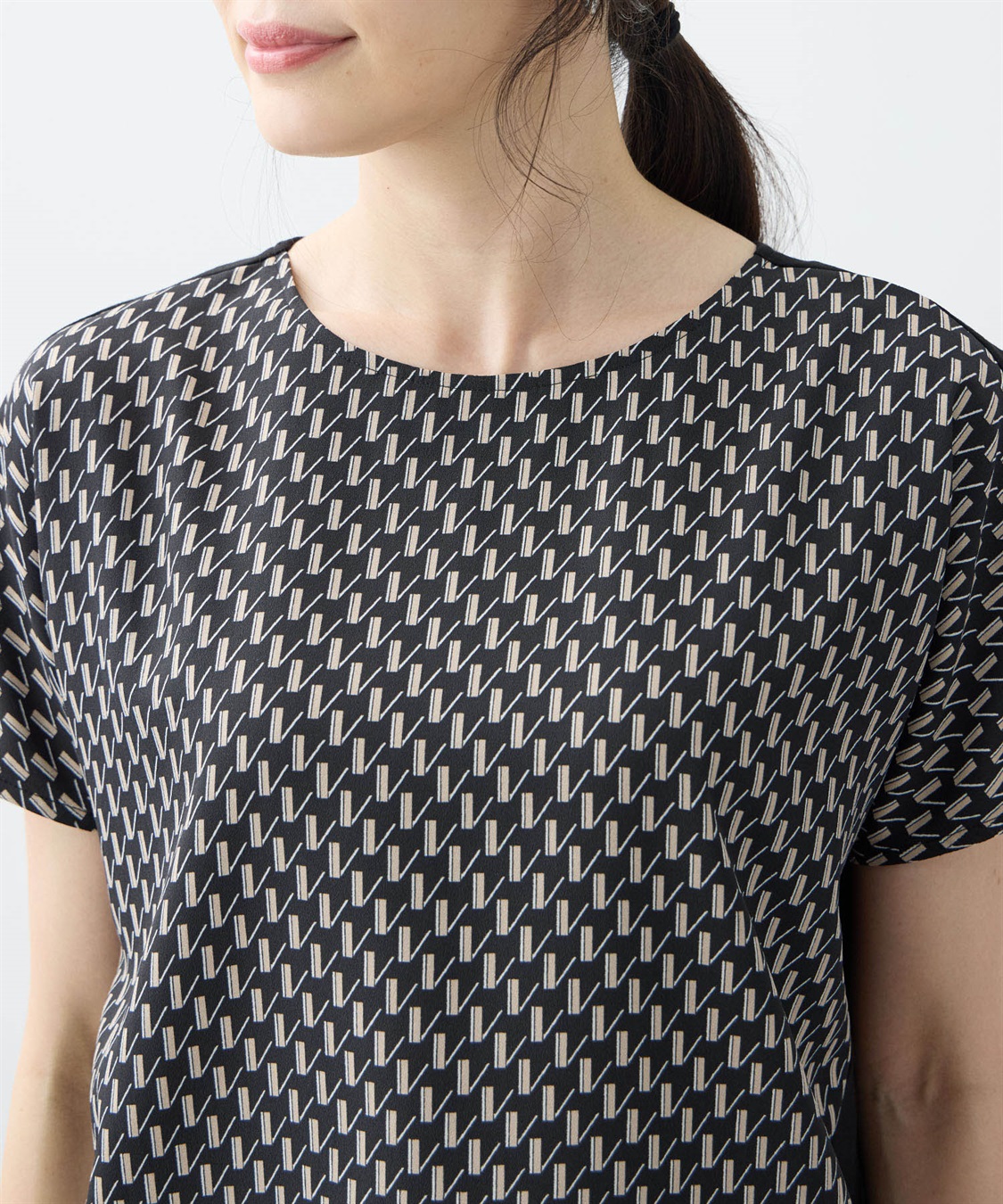 A/C DESIGN BY ALPHA CUBIC プリントドルマンプルオーバー【接触冷感・UVカット】_sub_13