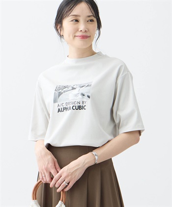 A/C DESIGN BY ALPHA CUBIC 【アルコラージュ】モックネックフォトＴシャツ【接触冷感・UVカット】_subthumb_1