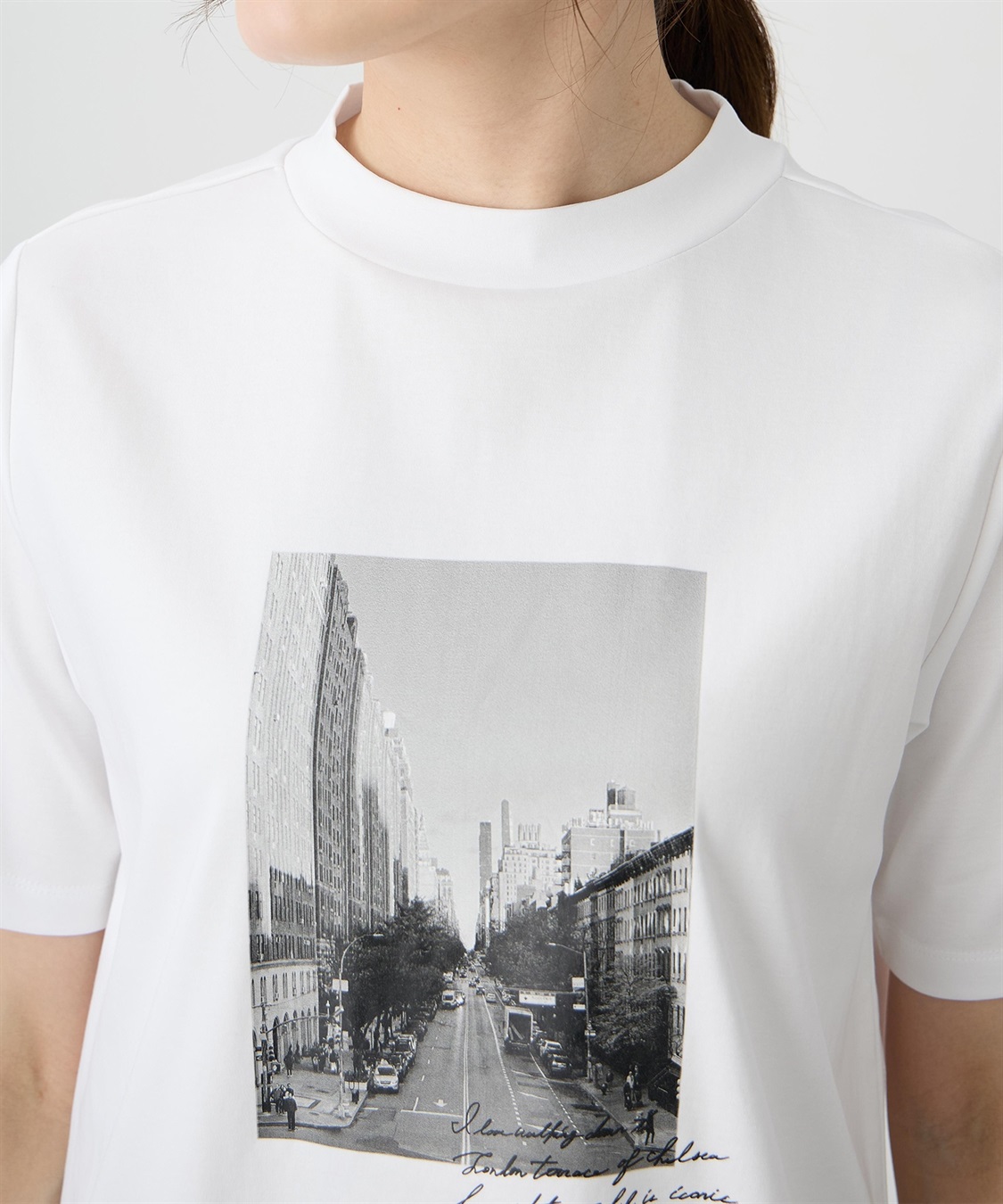A/C DESIGN BY ALPHA CUBIC 【ALCOLLAGEプリント】フォトプリントモックネックＴシャツ【すごツヤ・UVカット・接触冷感】_sub_15