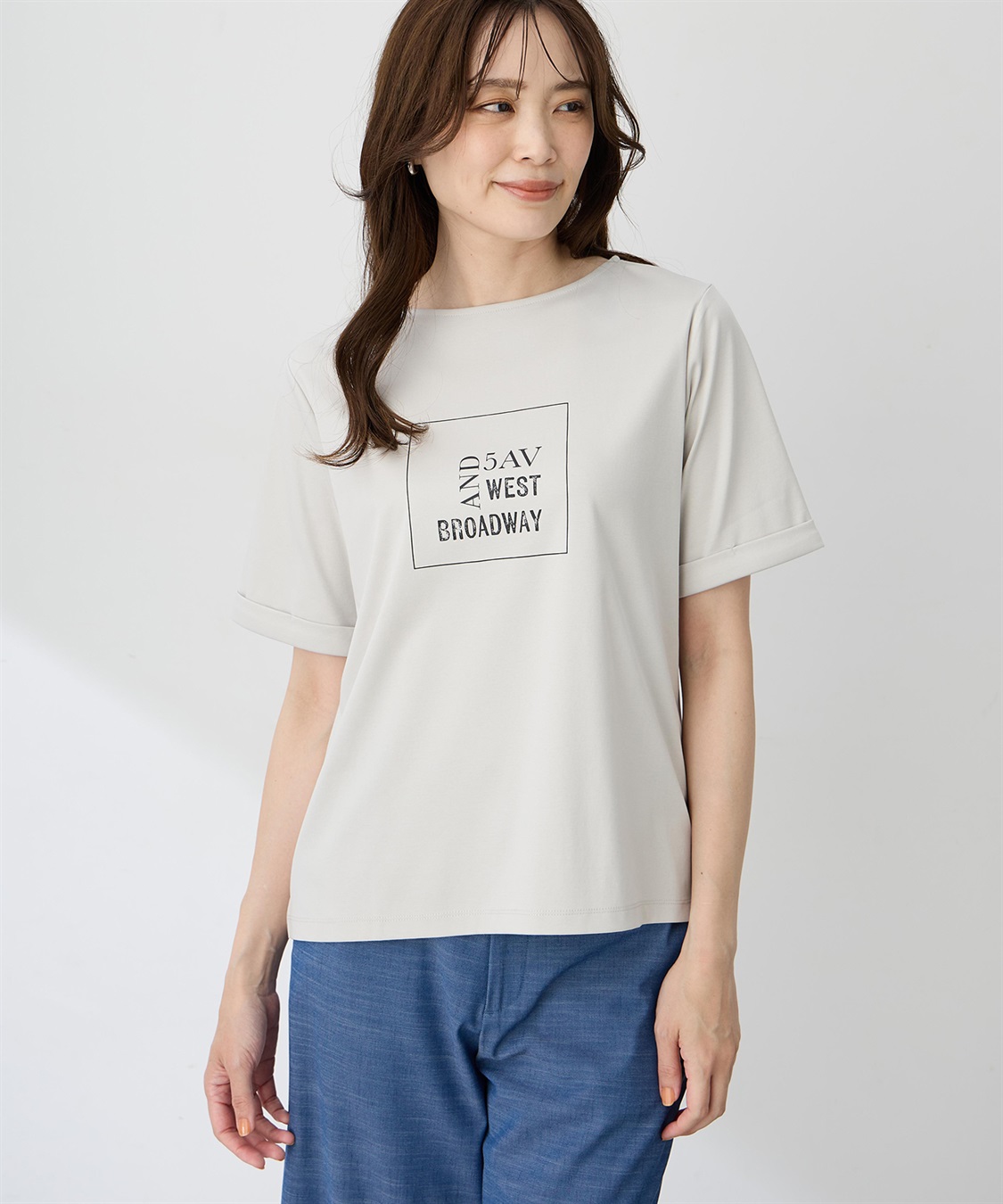 A/C DESIGN BY ALPHA CUBIC 【ALCOLLAGEプリント】プリントボートネックＴシャツ【すごツヤ・UVカット・接触冷感】_sub_1