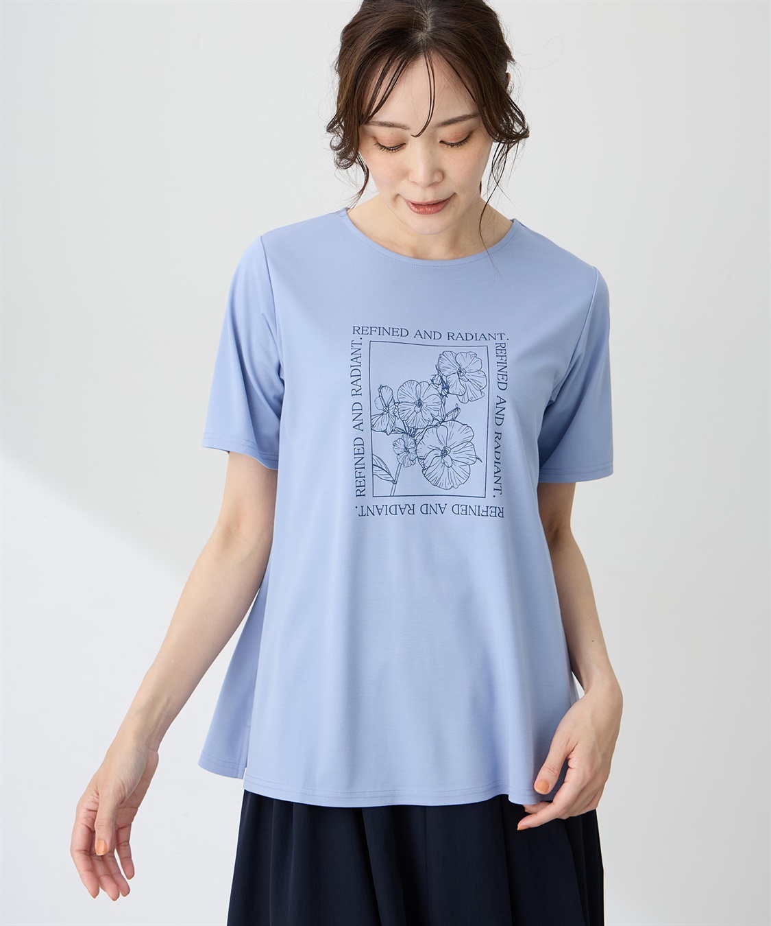 フラワーイラストプリントTシャツ【ひやツヤ・UVカット・接触冷感】 A