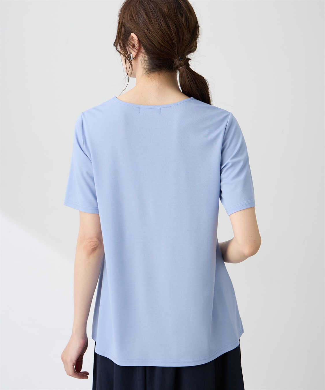 フラワーイラストプリントTシャツ【ひやツヤ・UVカット・接触冷感】 A