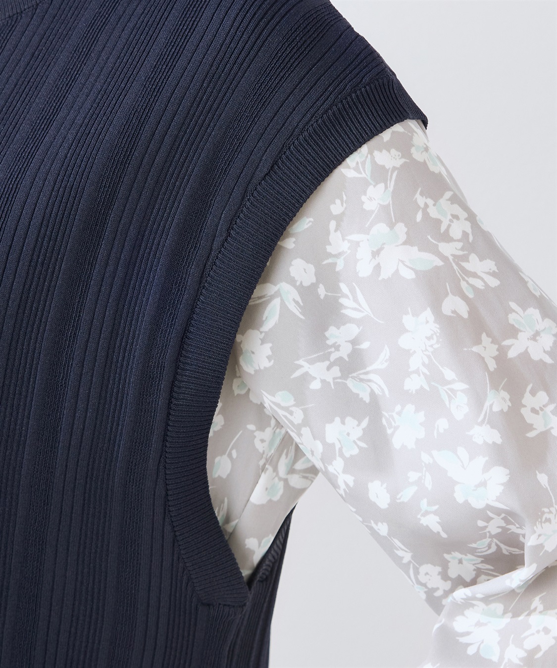 A/C DESIGN BY ALPHA CUBIC 【ウォッシャブル】【抗ピル】DOMINICベスト_sub_5