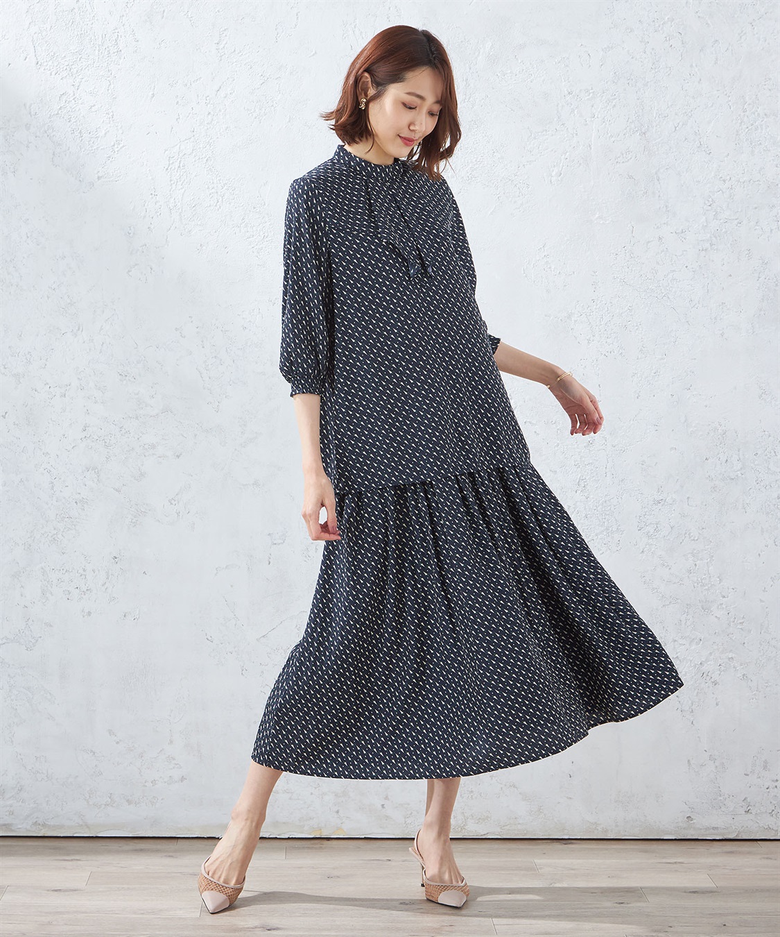 A/C DESIGN BY ALPHA CUBIC 【接触冷感】幾何プリントフリルブラウス_sub_8