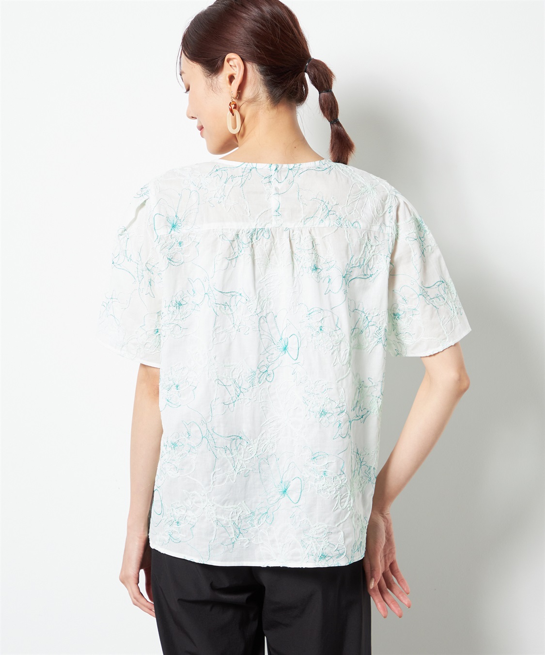 A/C DESIGN BY ALPHA CUBIC 刺繍ブラウス_sub_2