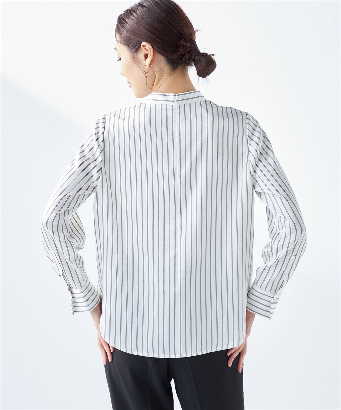 UNIVERSAL TISSU ストライプブラウス 白×青 ストライプ柄ブラウス UNIVERSAL TISSU ユニヴァーサルティシュ｜ストライプクック