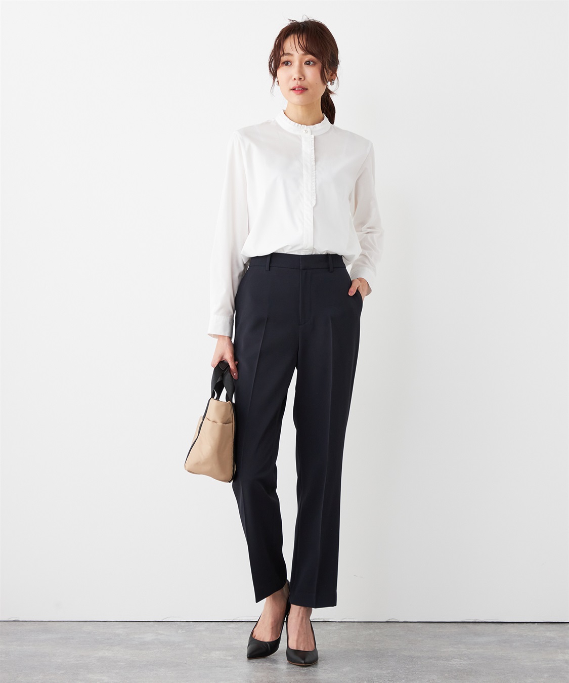 フリルカラーブラウス A/C DESIGN BY ALPHA CUBIC｜クロスプラス公式