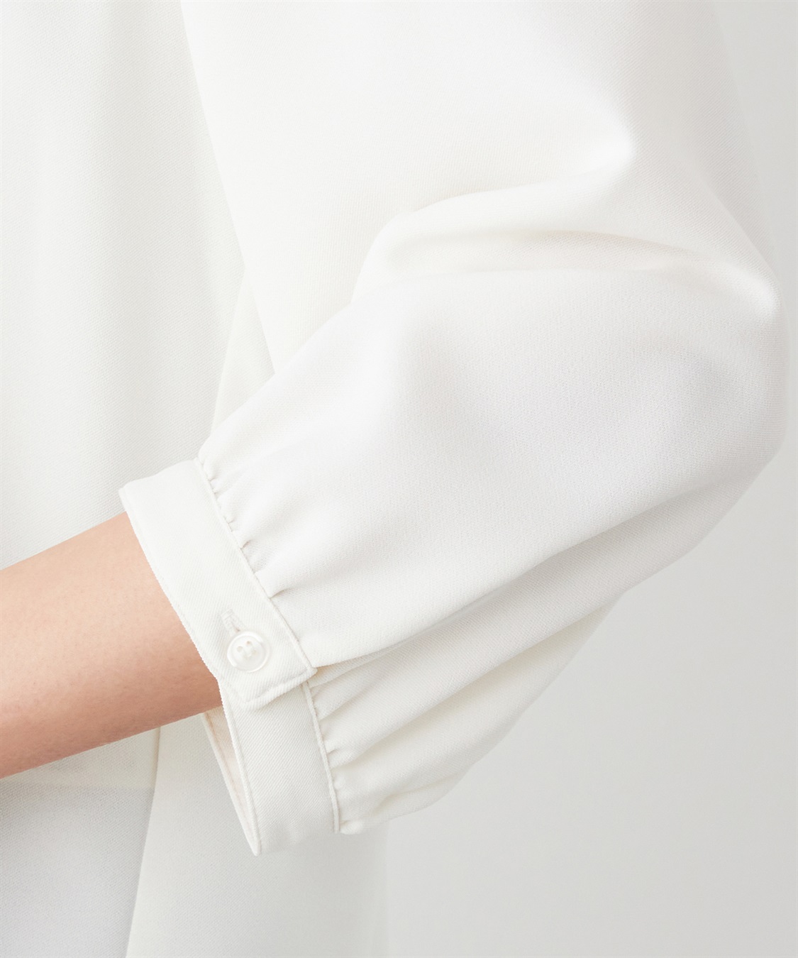 A/C DESIGN BY ALPHA CUBIC メタルパーツタックブラウス_sub_5