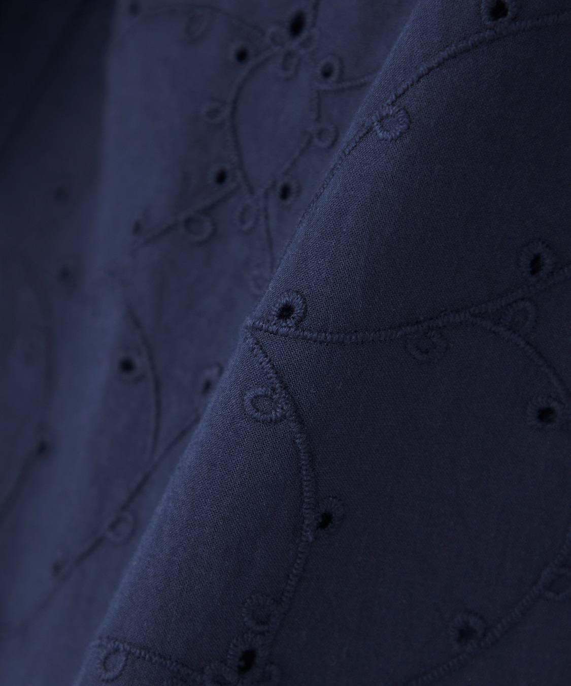 A/C DESIGN BY ALPHA CUBIC 刺しゅうブラウス_sub_7