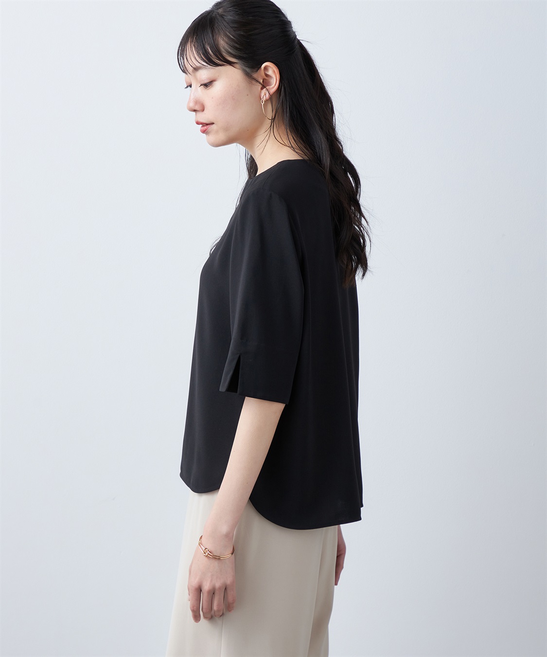 A/C DESIGN BY ALPHA CUBIC 【UVカット・冷感・ウォッシャブル】キーネックブラウス_sub_26