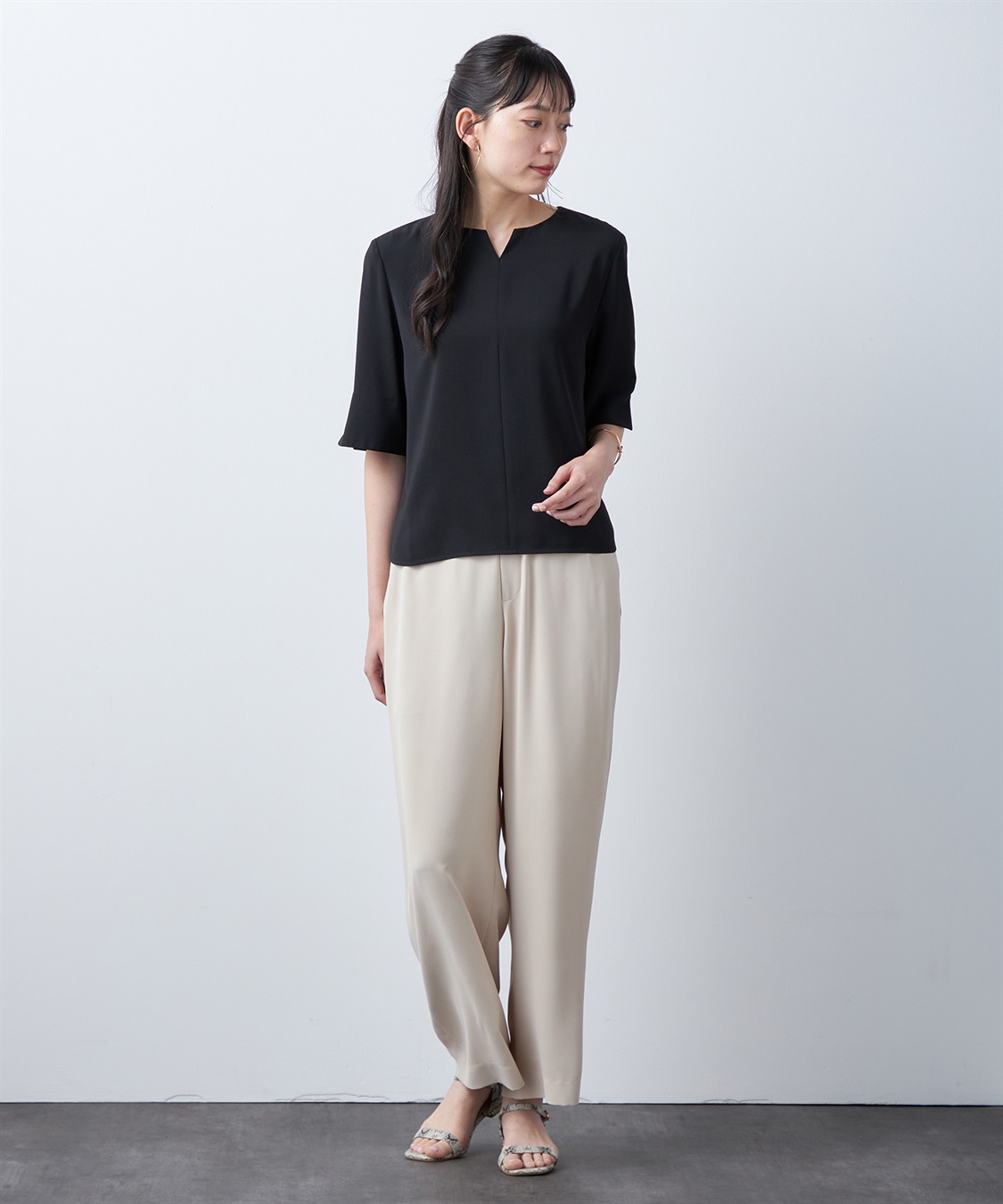 A/C DESIGN BY ALPHA CUBIC 【UVカット・冷感・ウォッシャブル】キーネックブラウス_sub_27