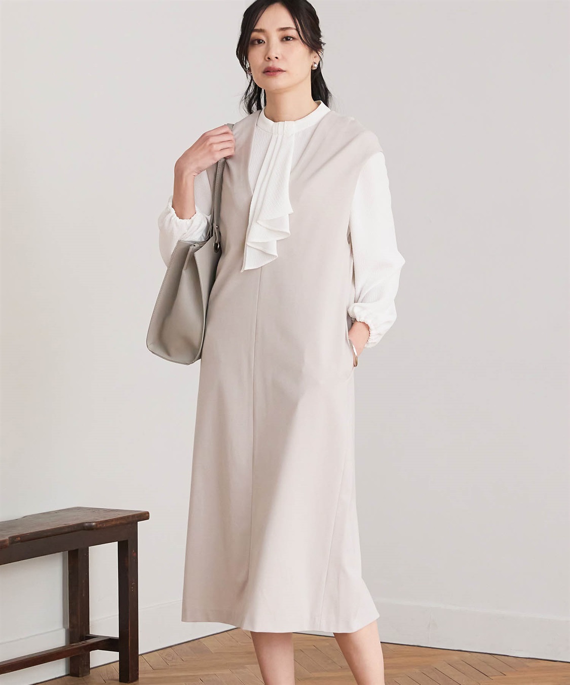 A/C DESIGN BY ALPHA CUBIC Vネックジャンパースカート【美モーションシリーズ】_sub_1