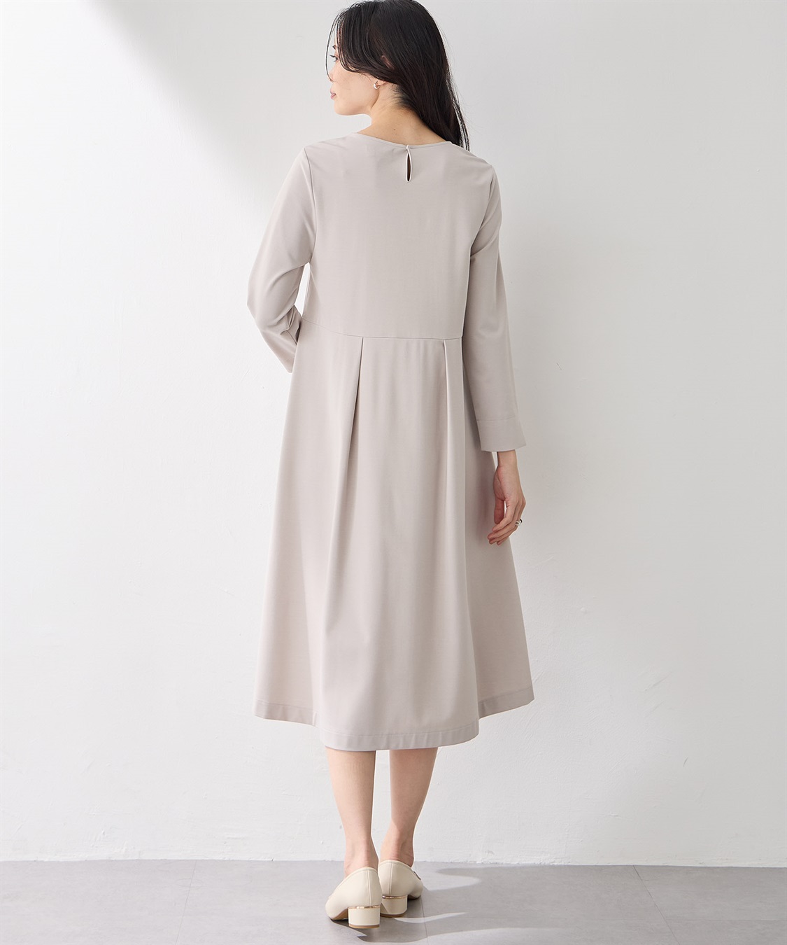 A/C DESIGN BY ALPHA CUBIC ストレッチタックワンピース【美モーションシリーズ】_sub_10