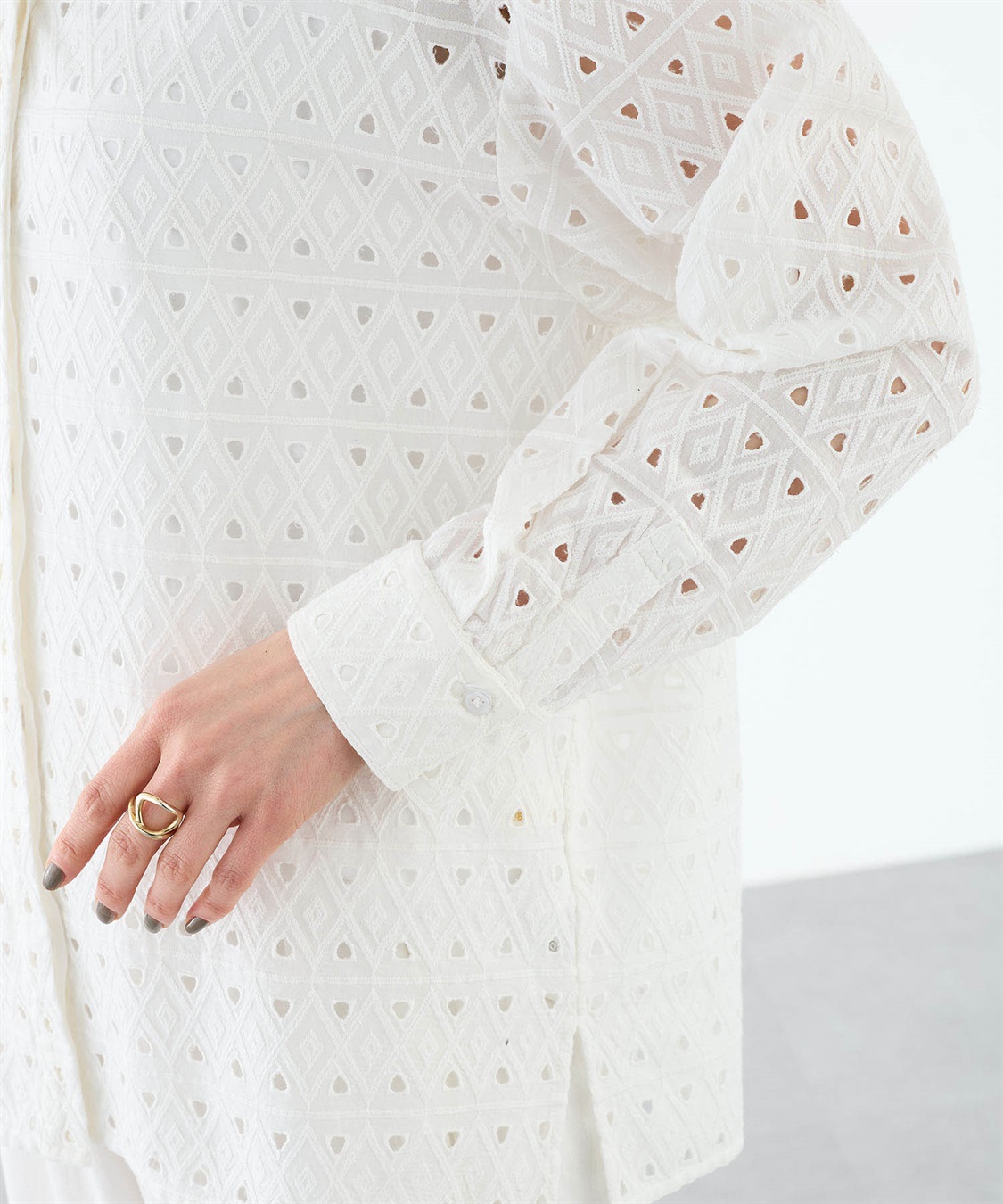 A/C DESIGN BY ALPHA CUBIC 総刺しゅうシャツブラウス_sub_10