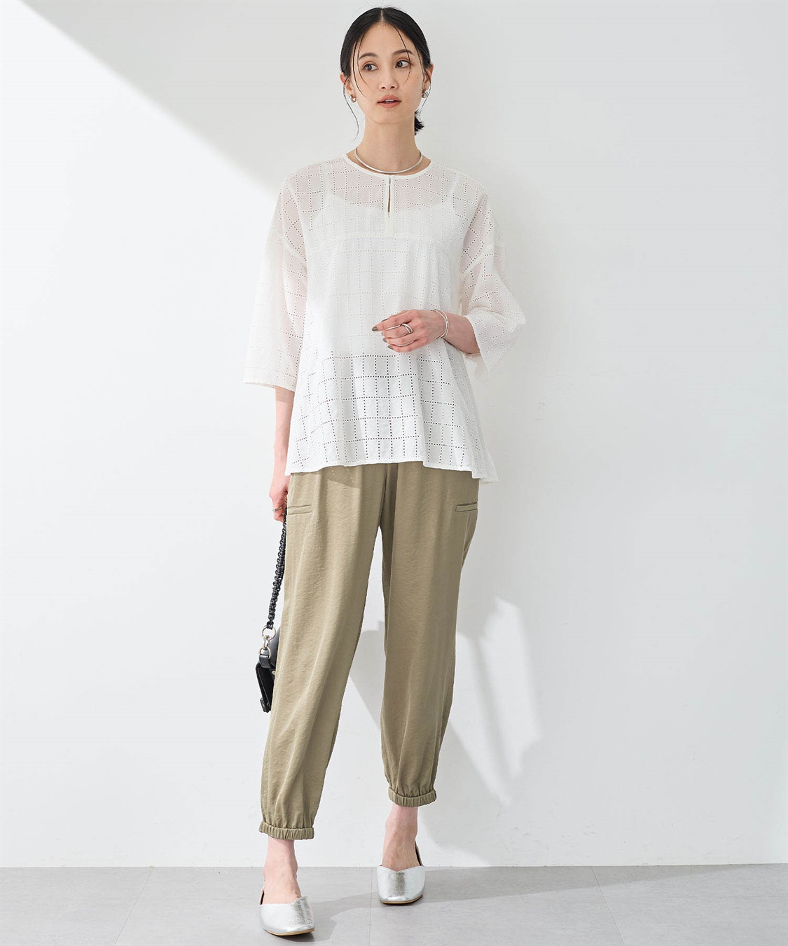 A/C DESIGN BY ALPHA CUBIC スクエア刺しゅうブラウス_sub_7