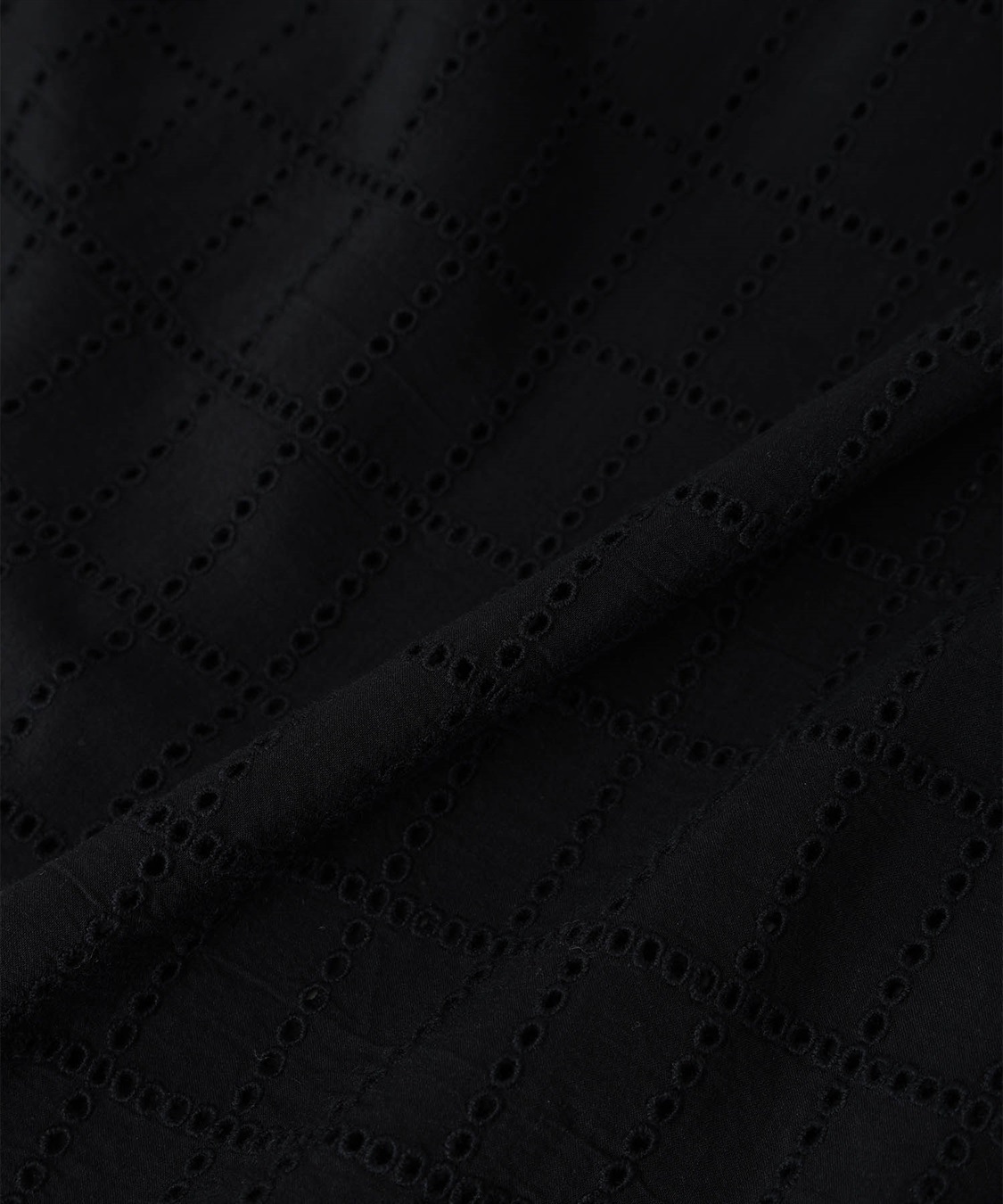 A/C DESIGN BY ALPHA CUBIC スクエア刺しゅうブラウス_sub_25