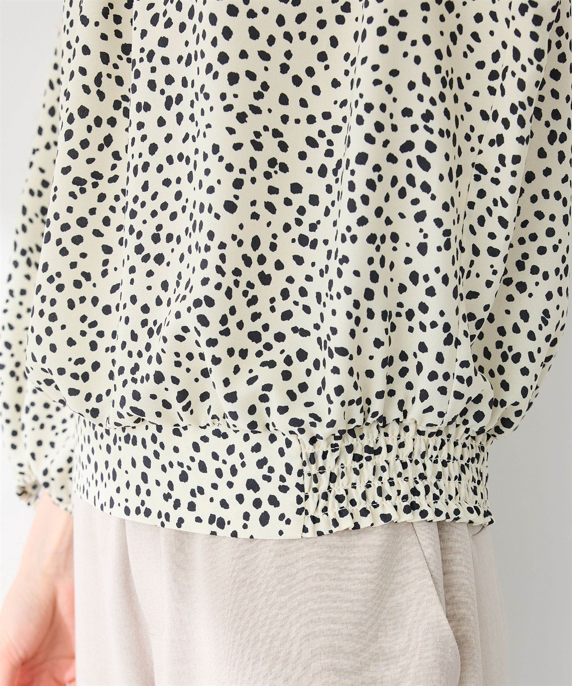 A/C DESIGN BY ALPHA CUBIC 【アルコラージュ】ドットプリントブラウス_sub_14