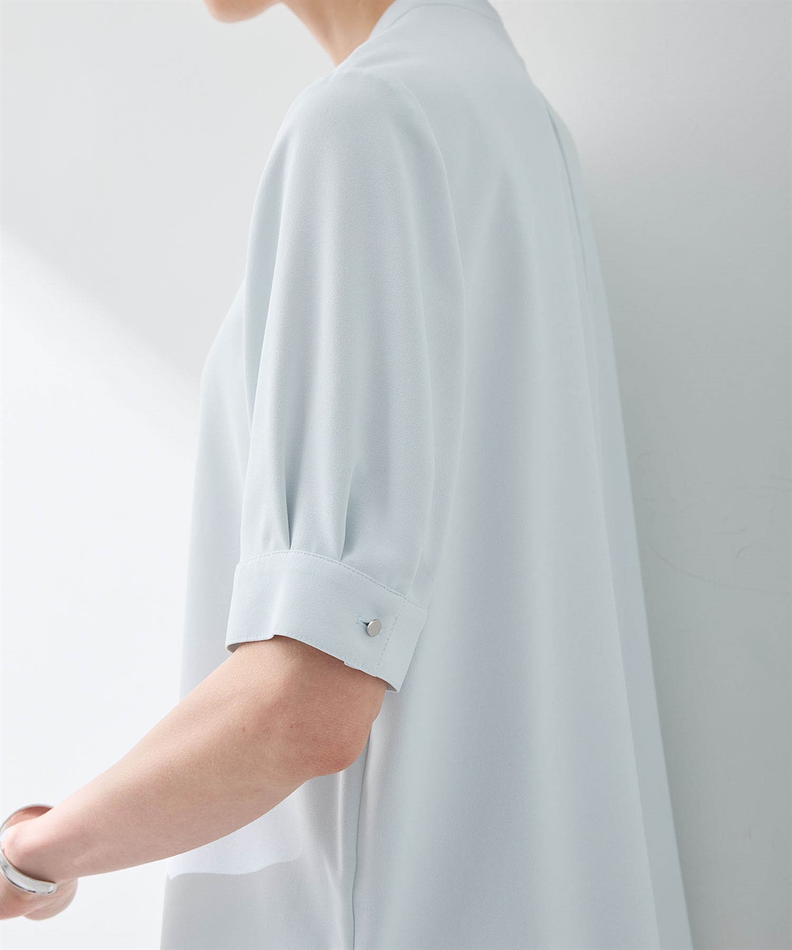 A/C DESIGN BY ALPHA CUBIC 【美モーション】トリアセ風ピンタックブラウス【接触冷感・UVカット】_sub_13