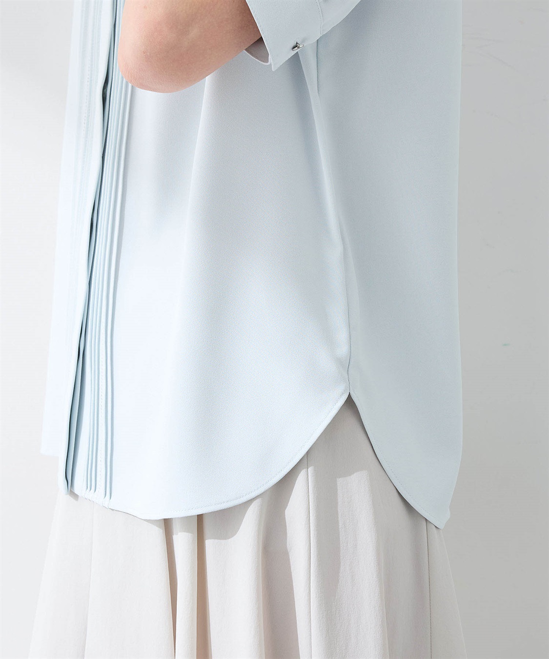 A/C DESIGN BY ALPHA CUBIC 【美モーション】トリアセ風ピンタックブラウス【接触冷感・UVカット】_sub_14