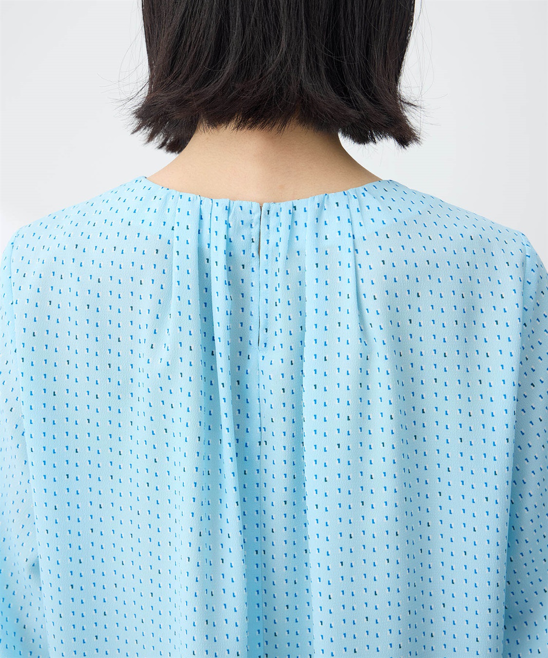 A/C DESIGN BY ALPHA CUBIC 【アルコラージュ】プリントギャザーブラウス_sub_16