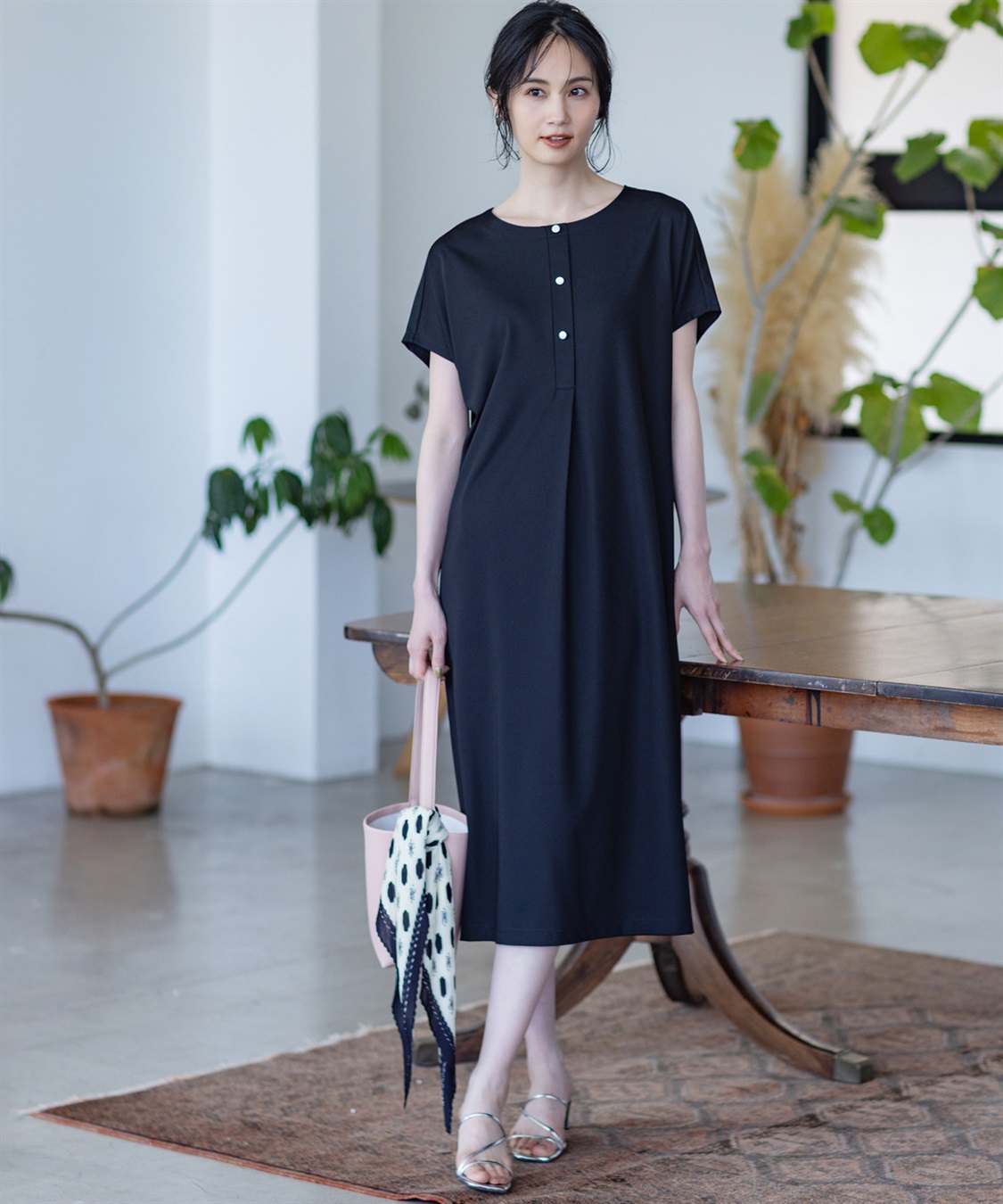 A/C DESIGN BY ALPHA CUBIC ヘンリーネック風カットワンピース_sub_11