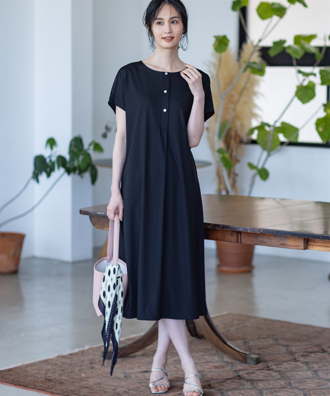 A/C DESIGN BY ALPHA CUBIC ヘンリーネック風カットワンピース_sub_12