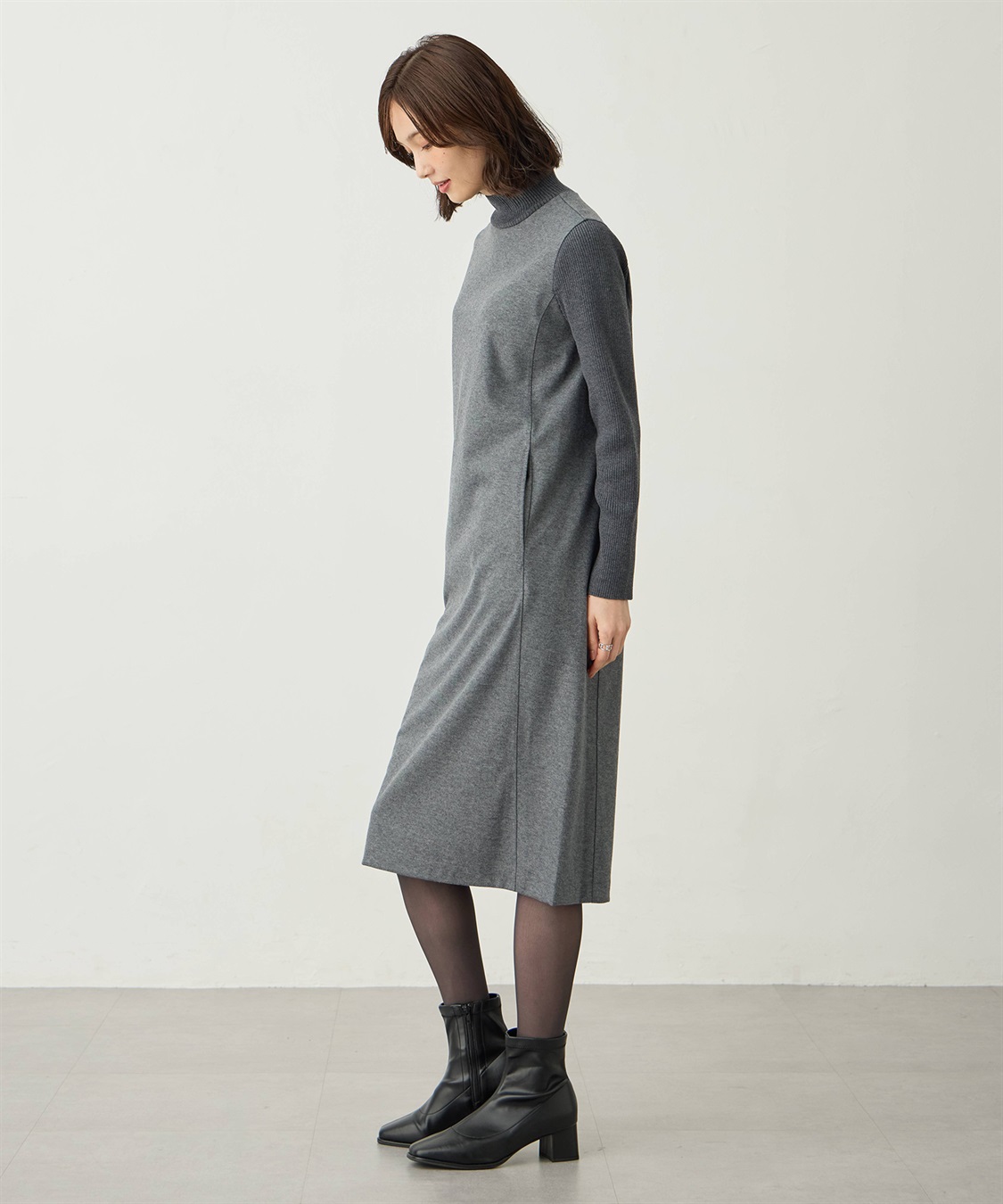 リブ切り替えハイネックニットワンピース A/C DESIGN BY ALPHA CUBIC