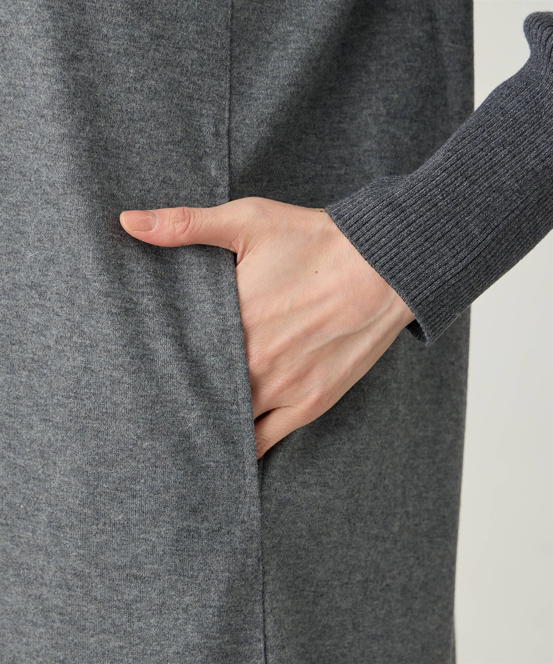 リブ切り替えハイネックニットワンピース A/C DESIGN BY ALPHA CUBIC