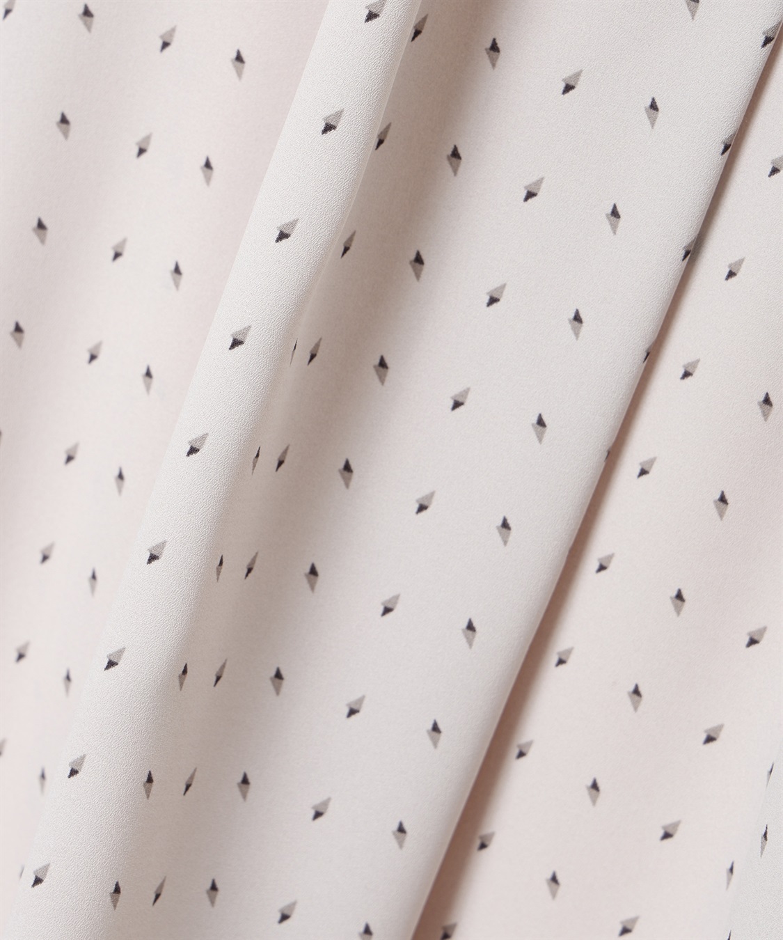 A/C DESIGN BY ALPHA CUBIC 幾何プリントジョーゼットブラウス_sub_28