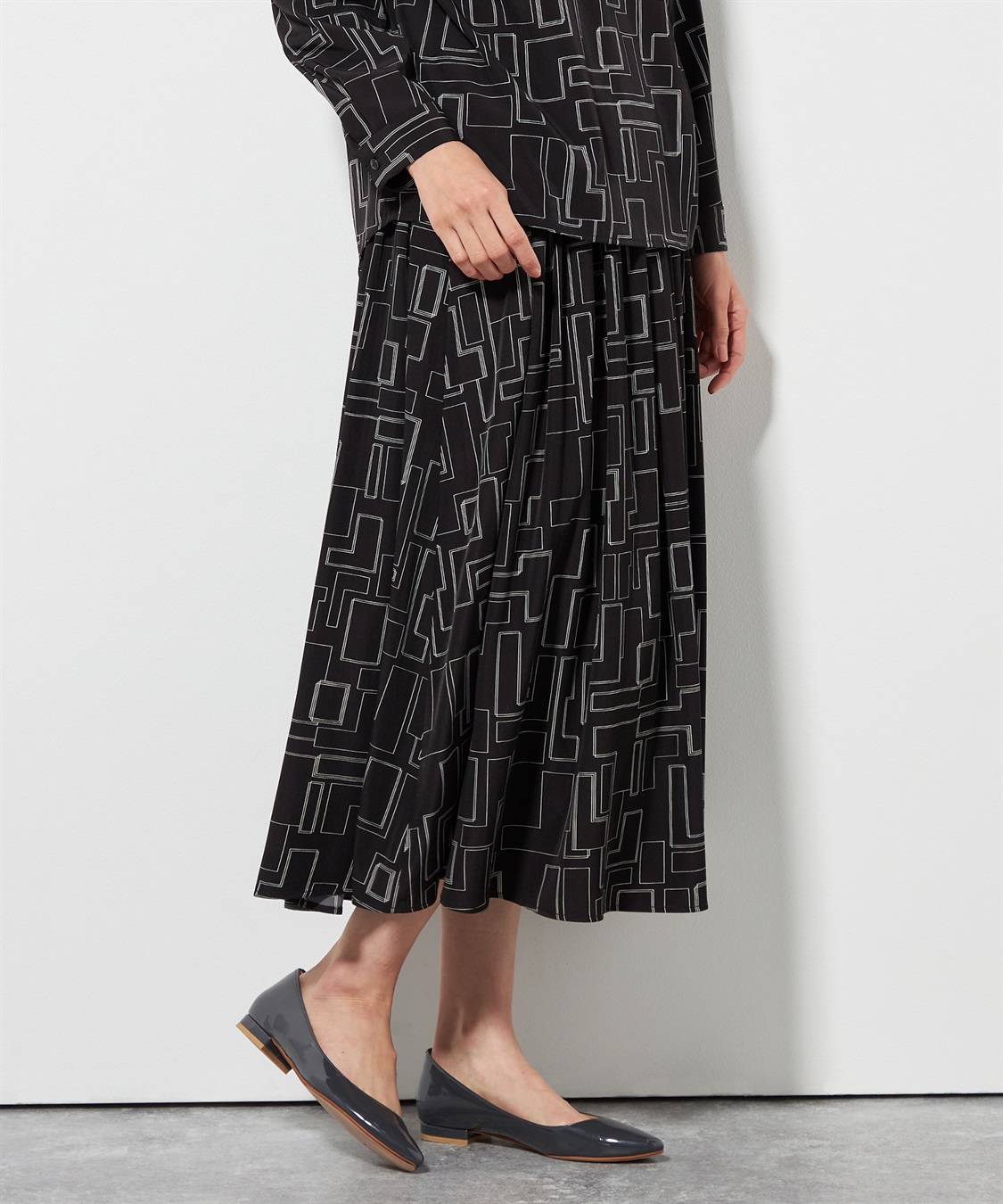 A/C DESIGN BY ALPHA CUBIC 幾何プリントギャザースカート_sub_1