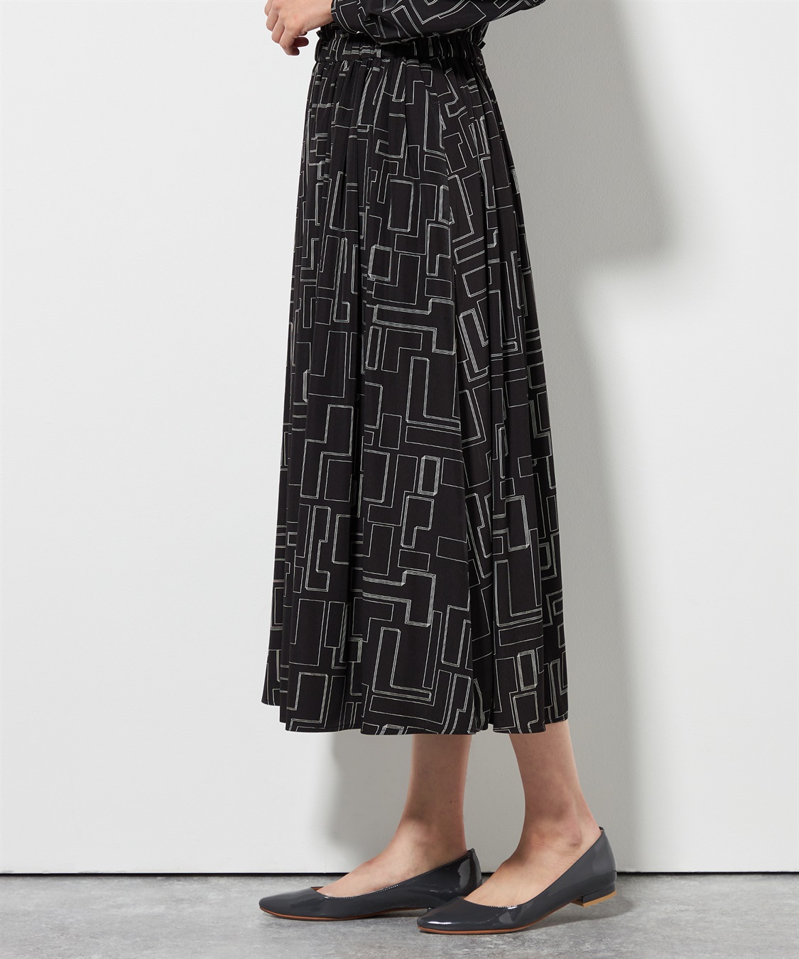 A/C DESIGN BY ALPHA CUBIC 幾何プリントギャザースカート_sub_2