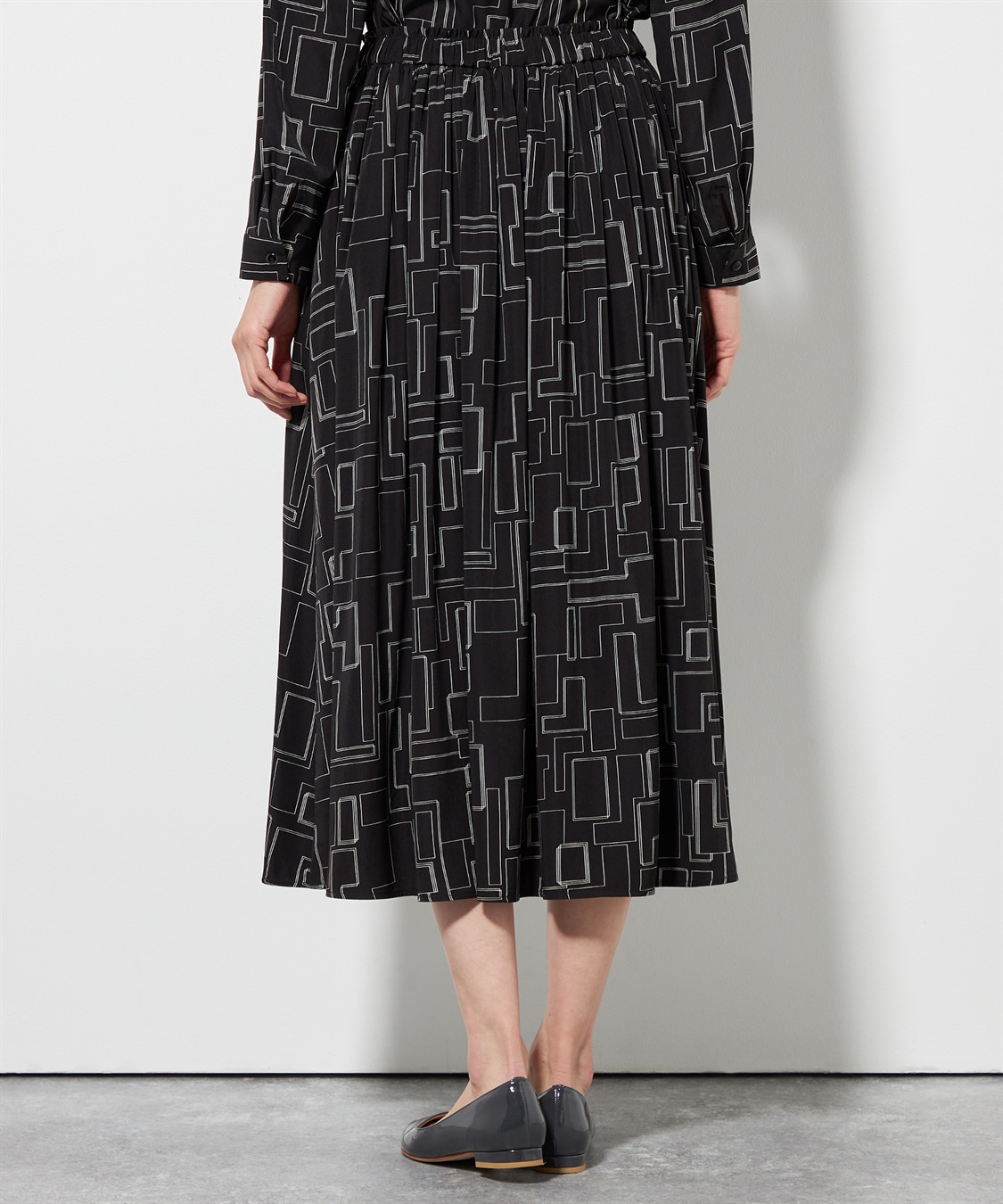 A/C DESIGN BY ALPHA CUBIC 幾何プリントギャザースカート_sub_3