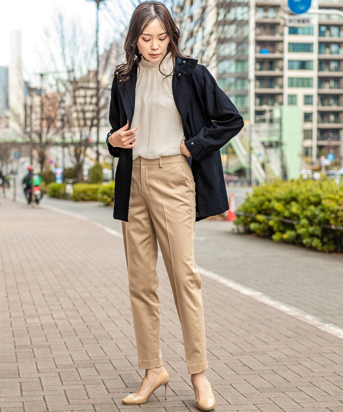 ブラック系,XS(SS)人気TOP CHANEL ストレッチサテン パンツ その他