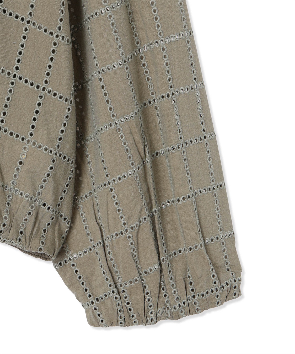 A/C DESIGN BY ALPHA CUBIC スクエア刺しゅうブルゾン_sub_22