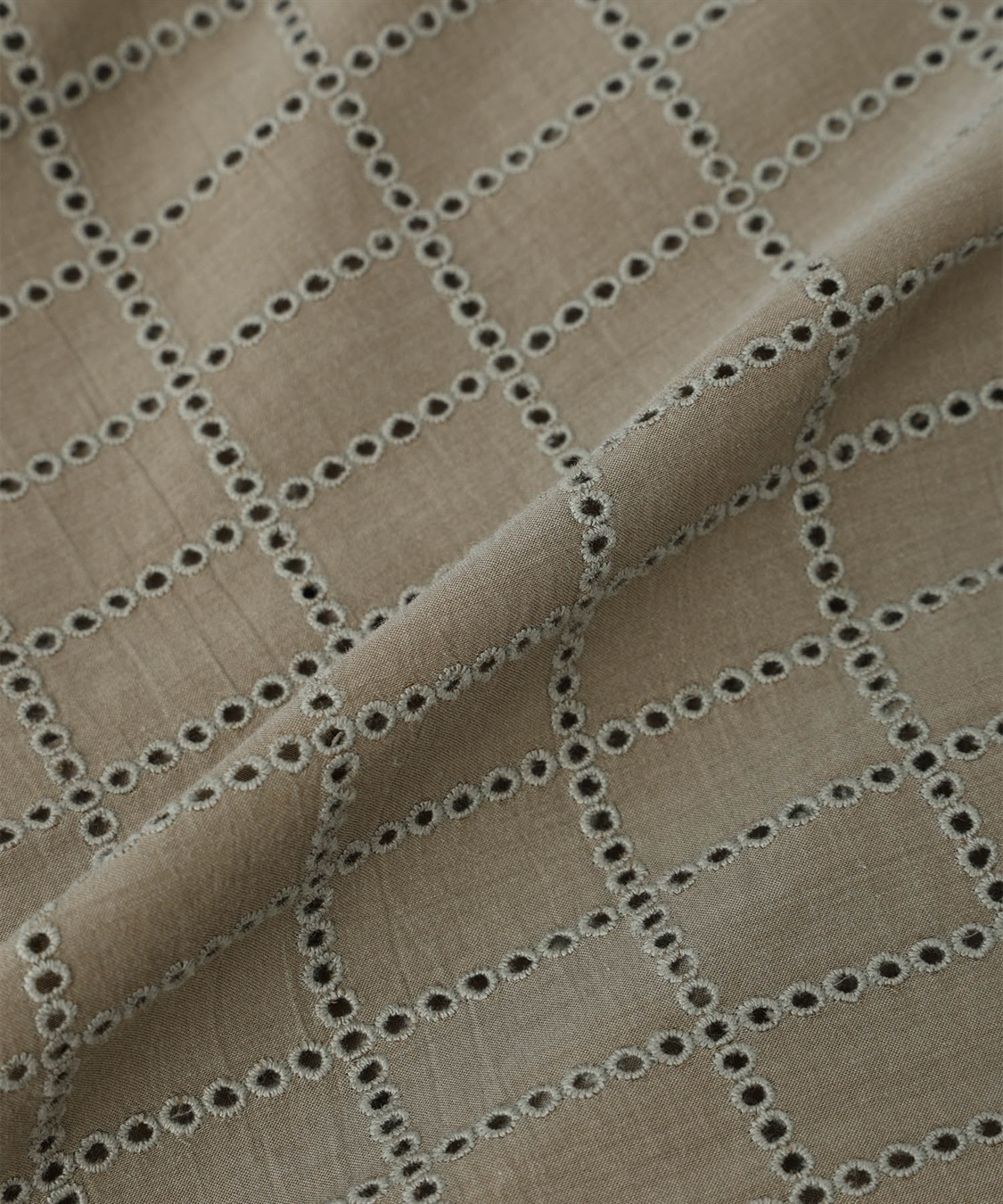 A/C DESIGN BY ALPHA CUBIC スクエア刺しゅうブルゾン_sub_27