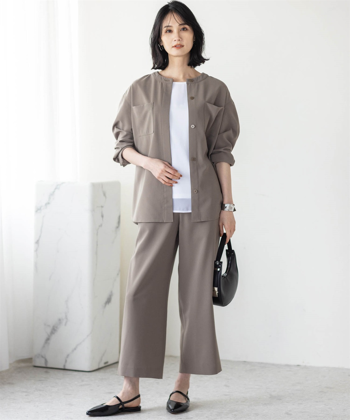極美品　ニューヨーカー　ストレッチ　シルク混　ノーカラージャケット　グレージュ ファッション通販のNY.ONLINE