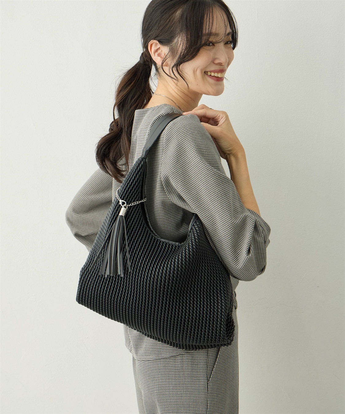 A/C DESIGN BY ALPHA CUBIC エンボストートバッグ_sub_1