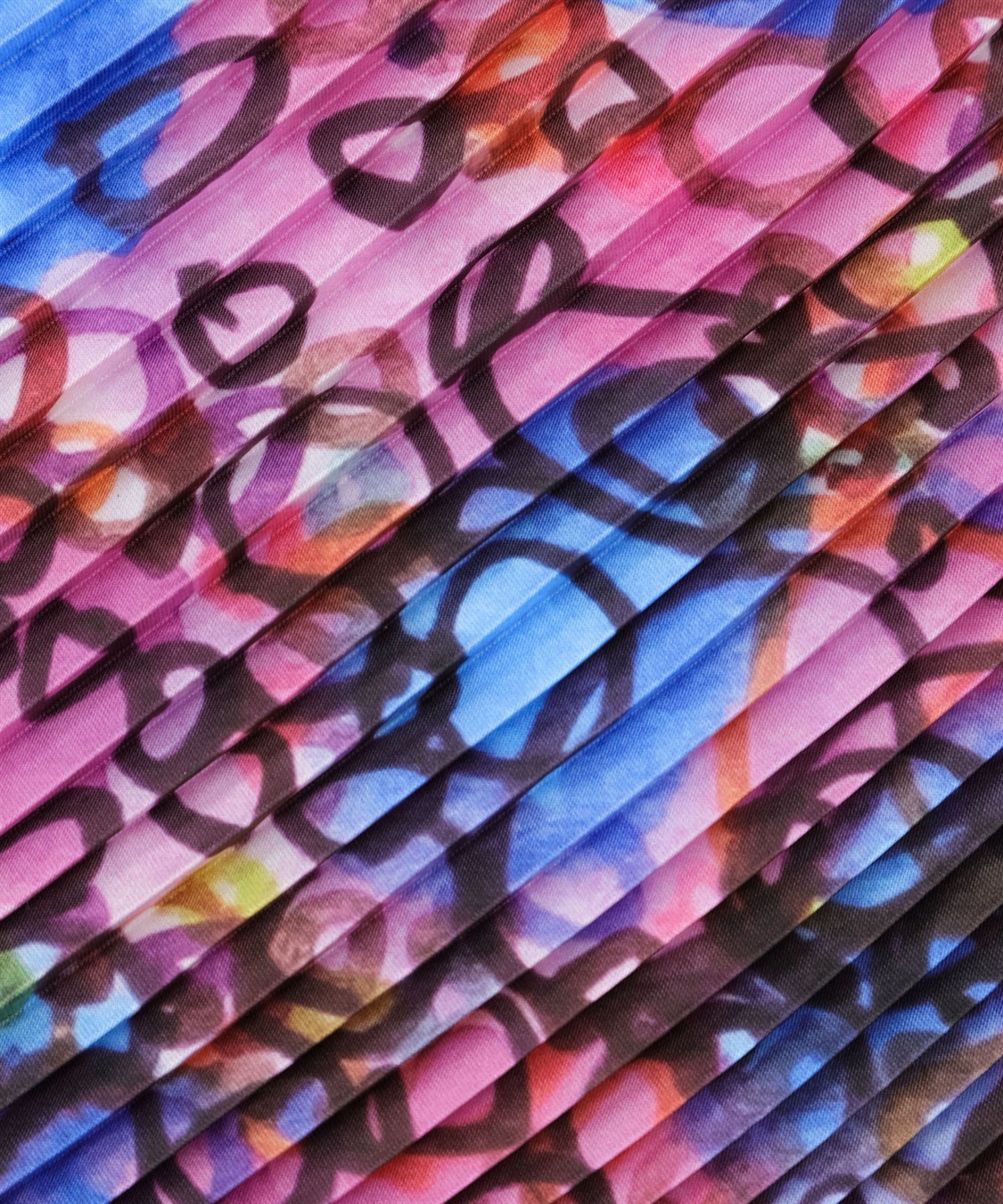 A/C DESIGN BY ALPHA CUBIC 【ヘラルボニーコラボ】プリントスカーフ_sub_1