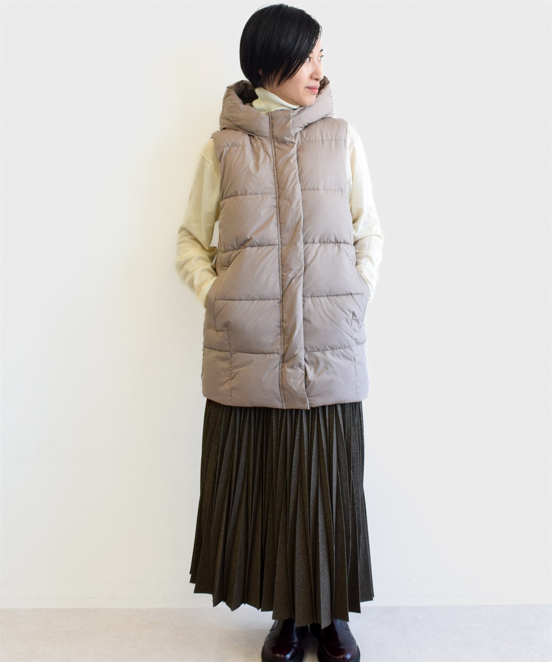 ダウンベスト ベージュ フード付き ラルフローレン RALPH LAUREN ☆ロゴ刺繍フード付きエコダウンベスト