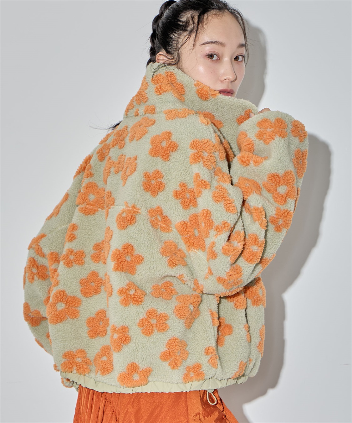 フラワーボアブルゾン ELLEgirl｜クロスプラス公式通販サイト