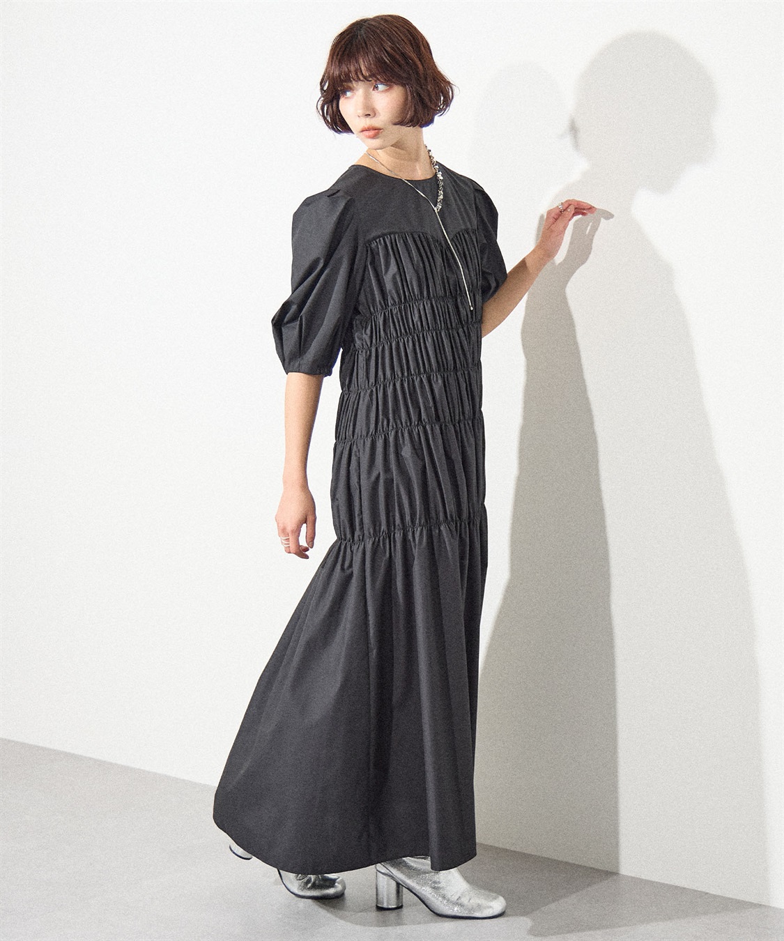 Amazon.co.jp: 女性のパーティードレス オフショルダーソリッド