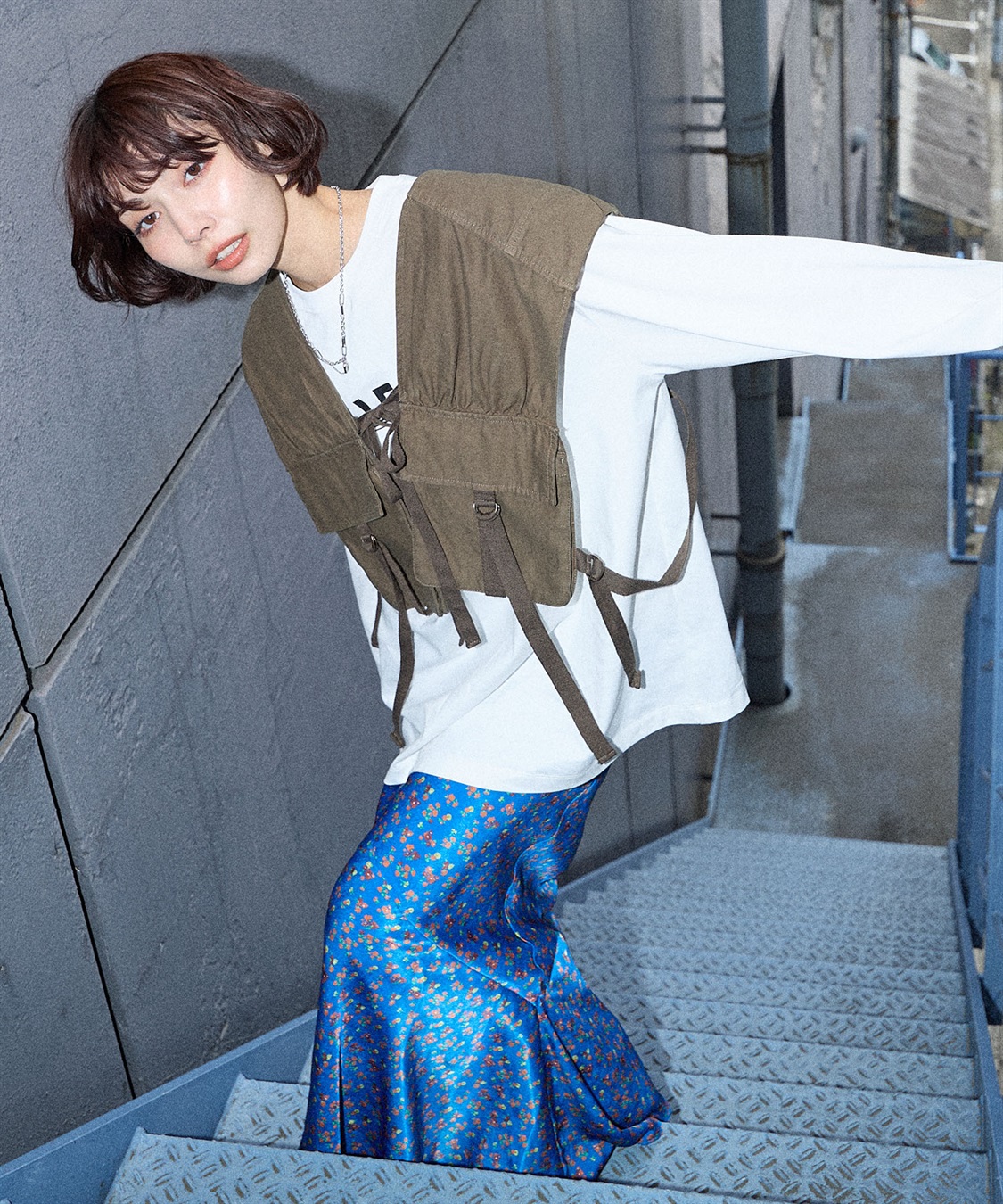 ELLEgirl ミリタリ―リメイク風ベスト_sub_11