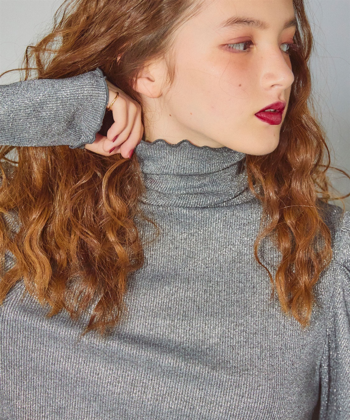 ELLEgirl ラメハイネックパフスリーブトップス_sub_19